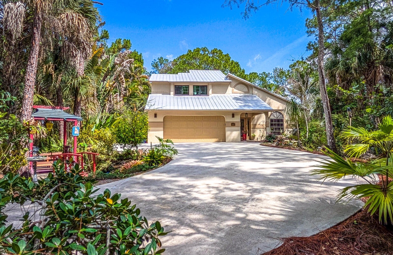 8259 155th Place N Property Photo 1