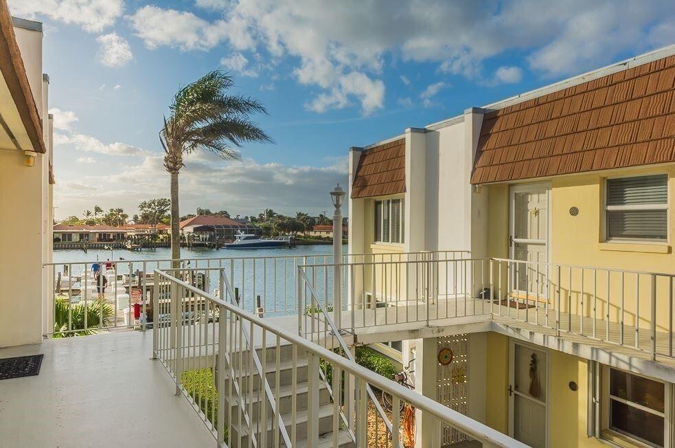 1315 Bayshore Drive 204 Property Photo 3