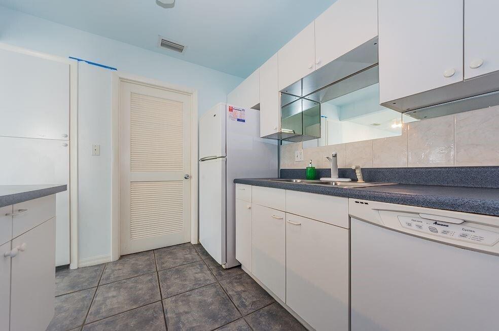 1315 Bayshore Drive 204 Property Photo 10