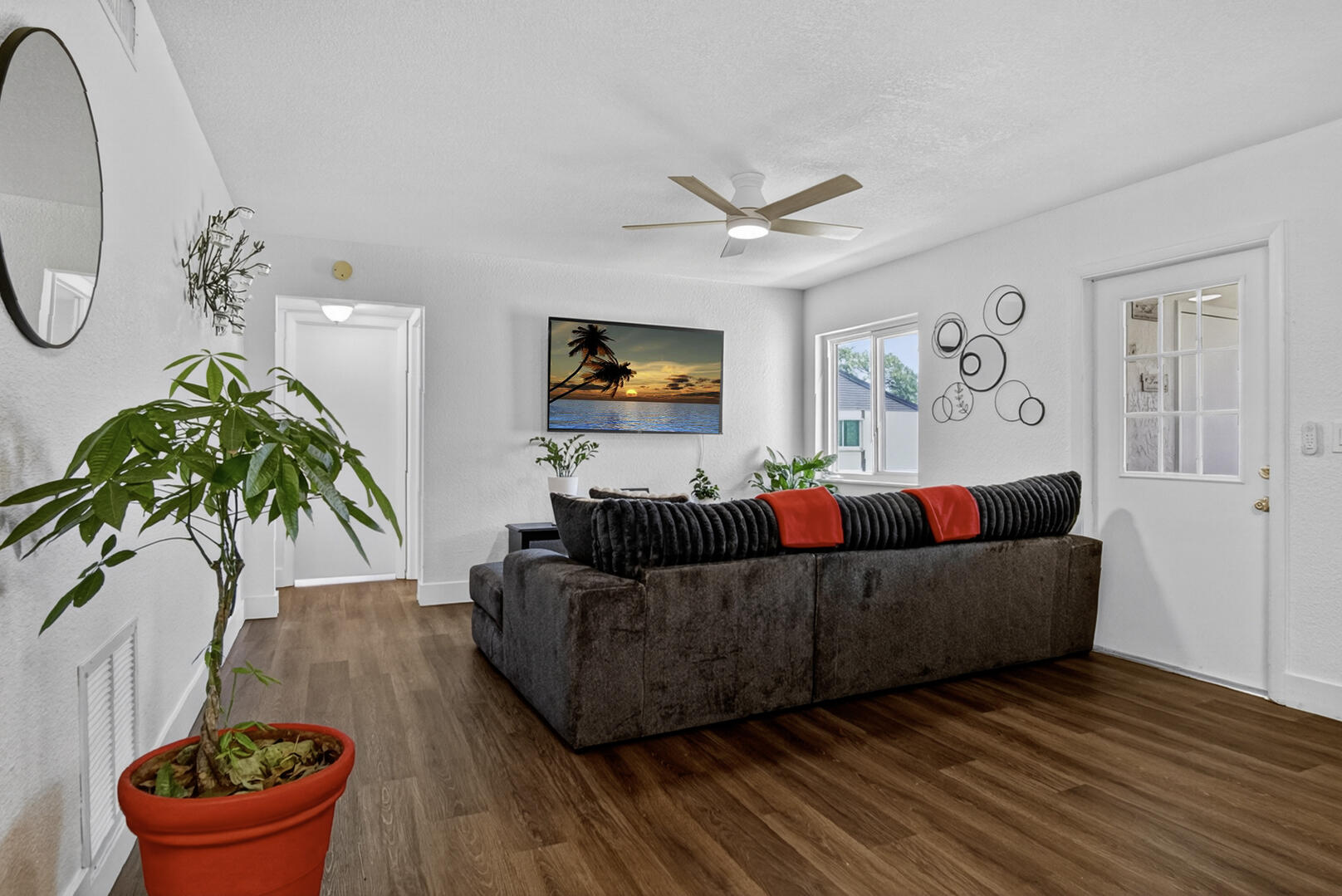 5930 Whispering Pine Way B-2 Property Photo 8
