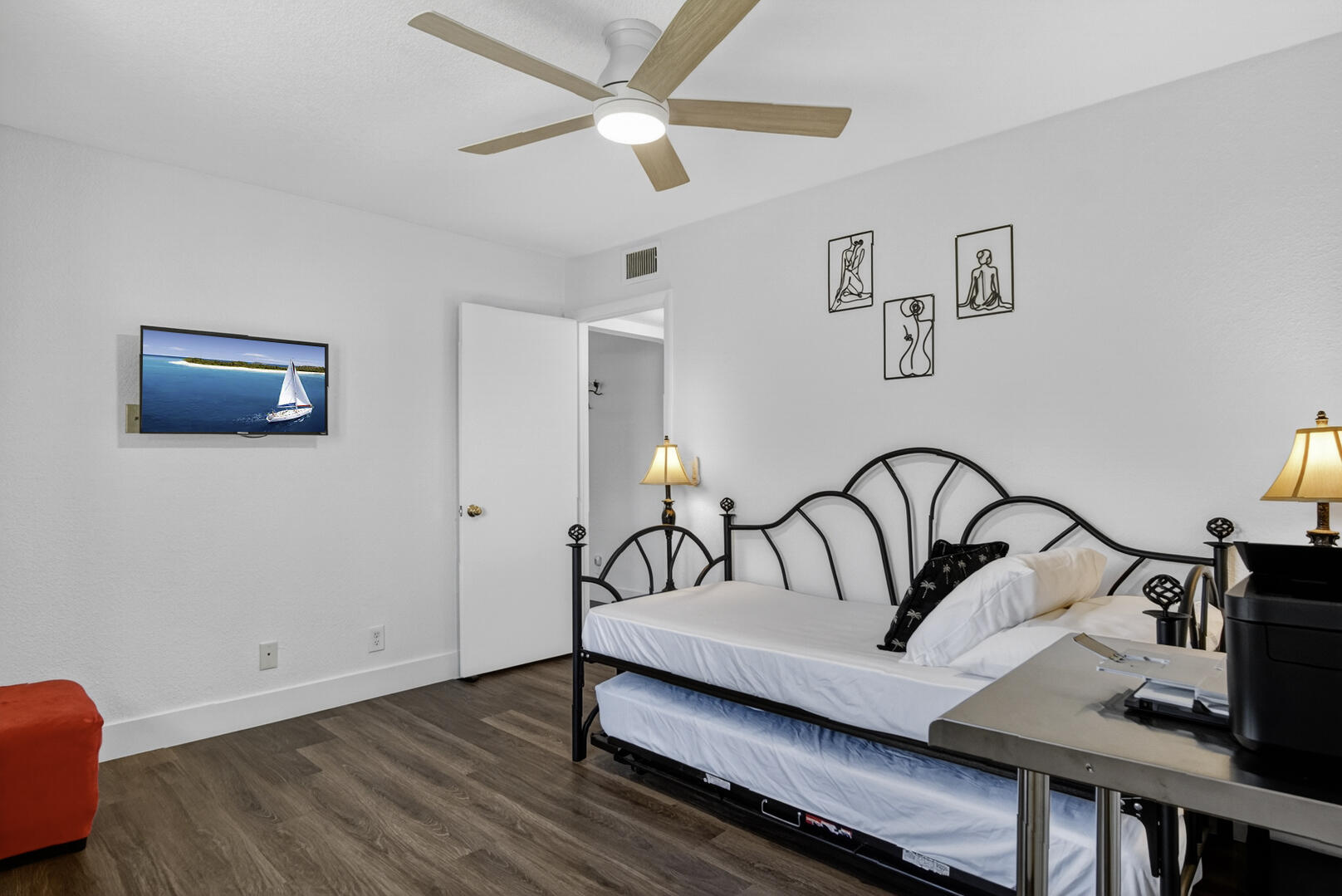 5930 Whispering Pine Way B-2 Property Photo 13