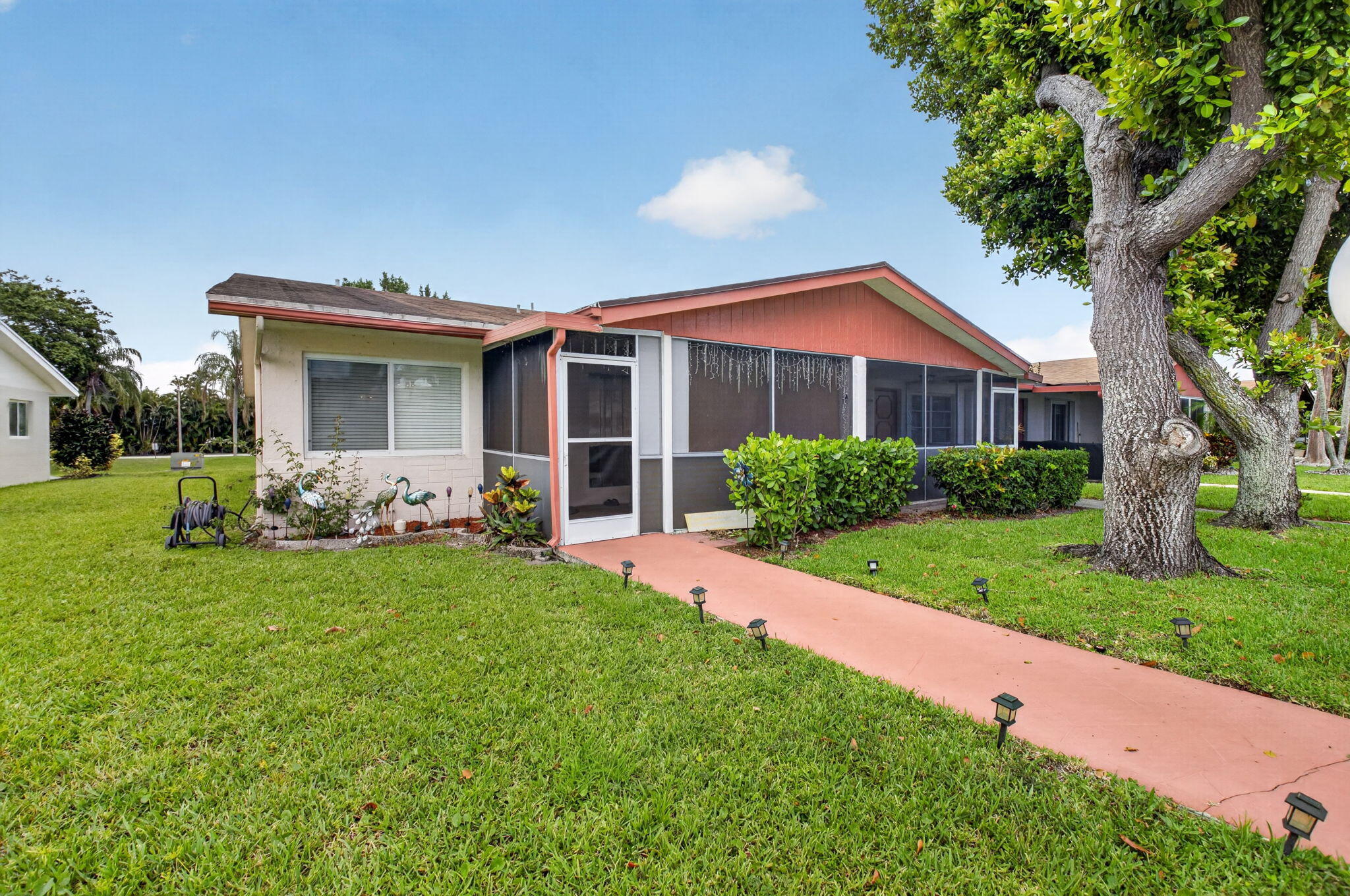 14232 Campanelli Drive Property Photo 2