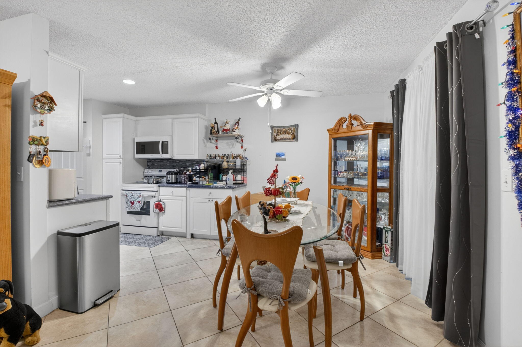 14232 Campanelli Drive Property Photo 7