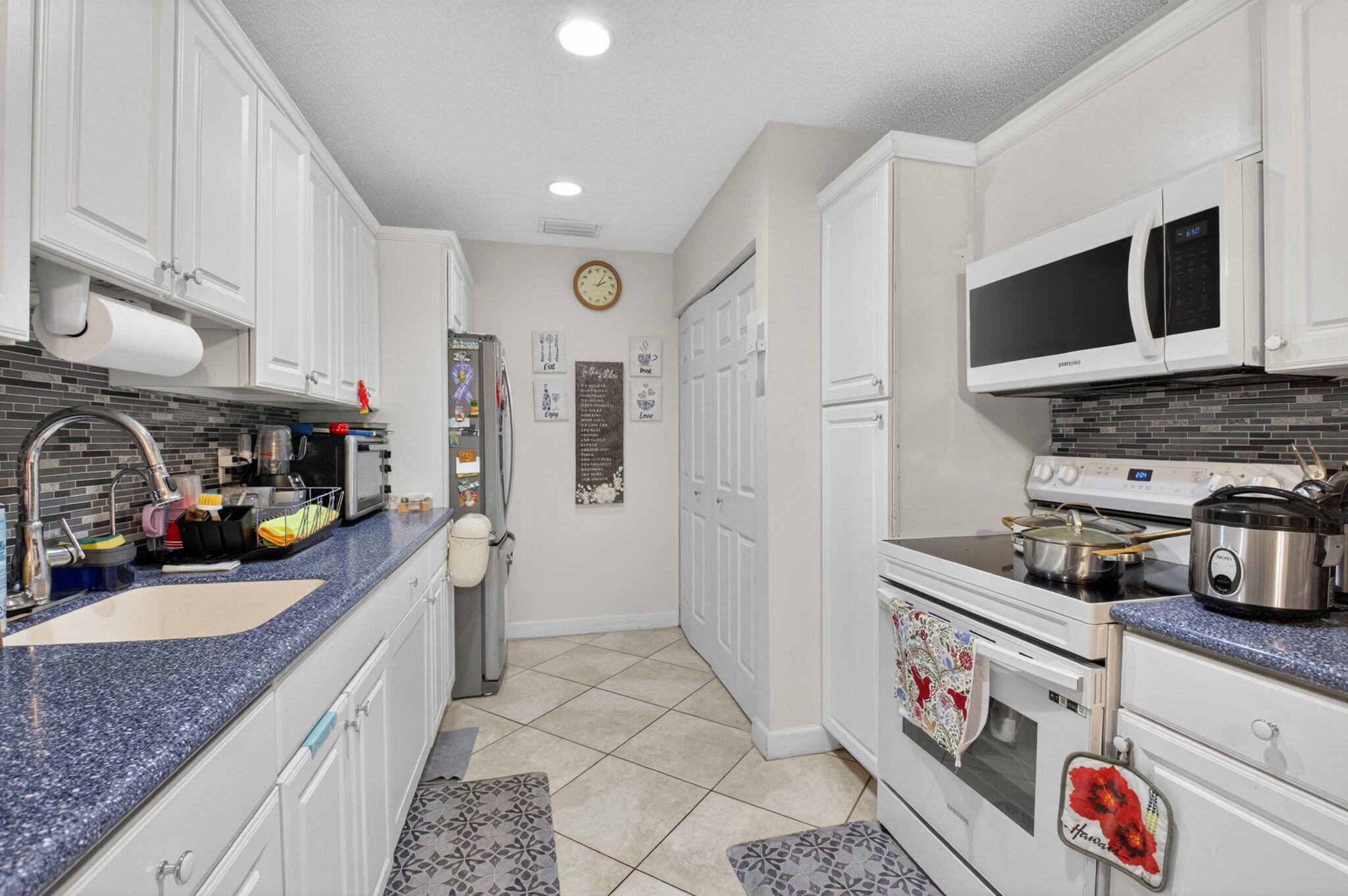 14232 Campanelli Drive Property Photo 10