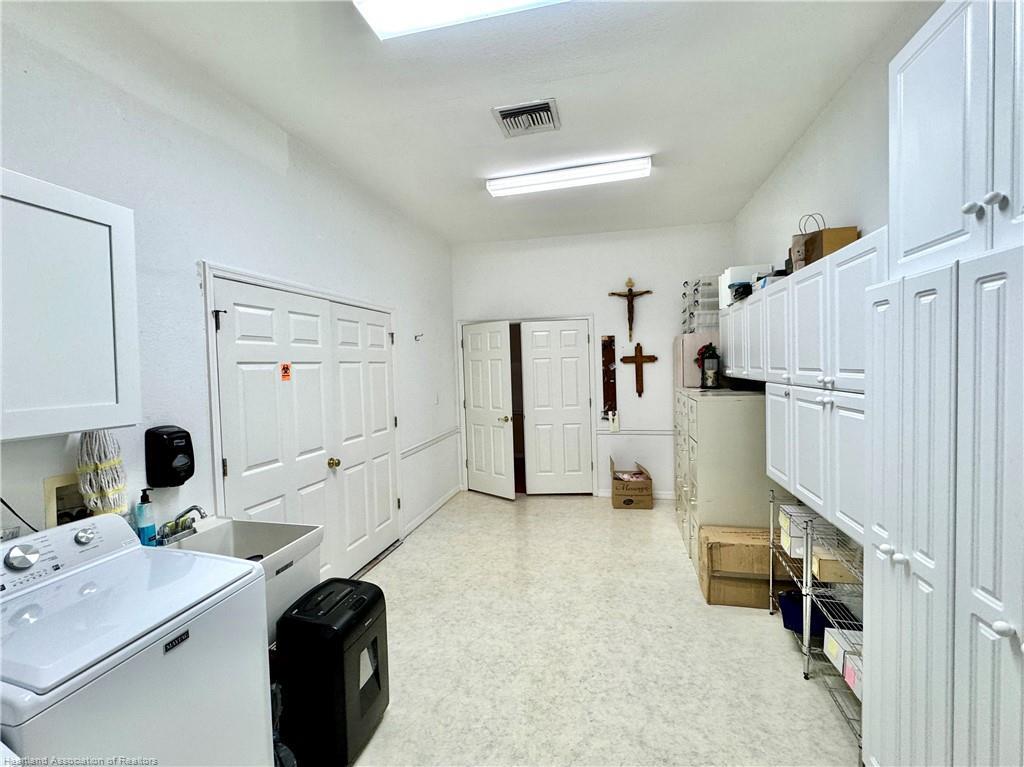 2605 Bayview Street 2605 Property Photo 10
