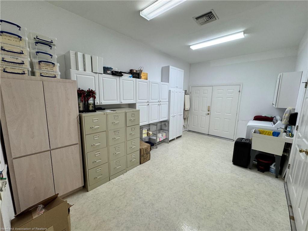2605 Bayview Street 2605 Property Photo 11