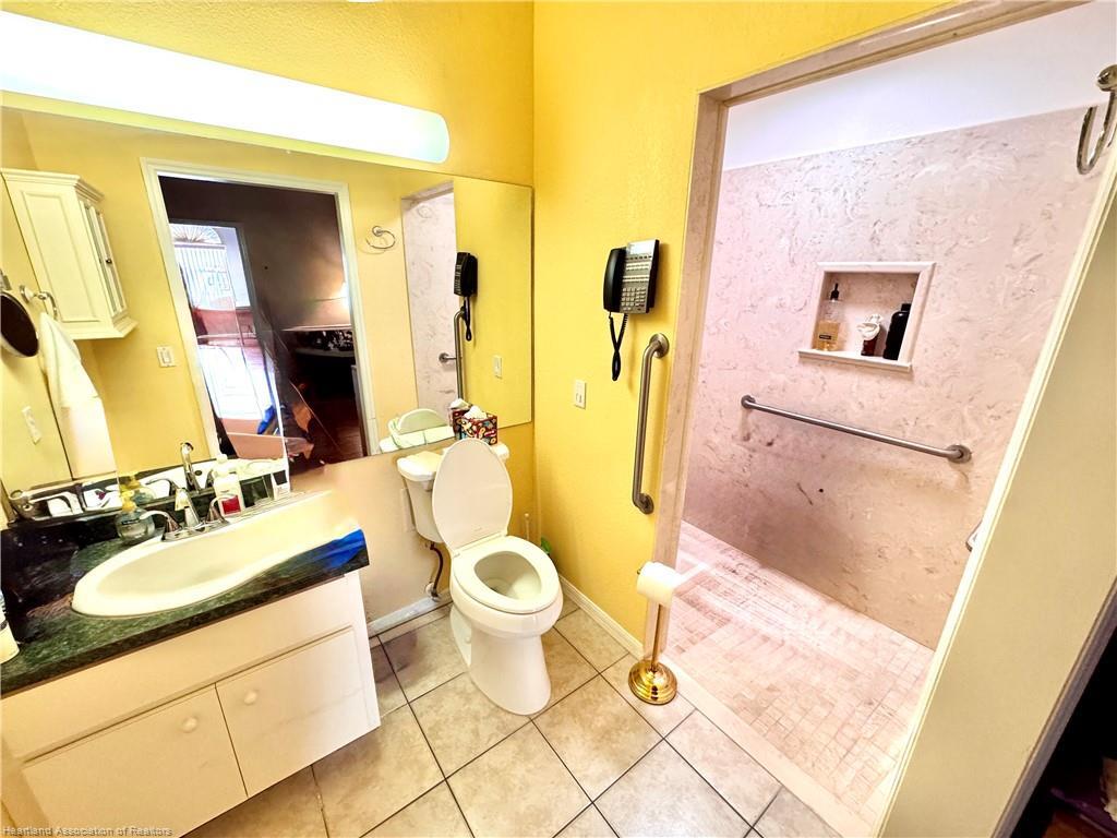 2605 Bayview Street 2605 Property Photo 15