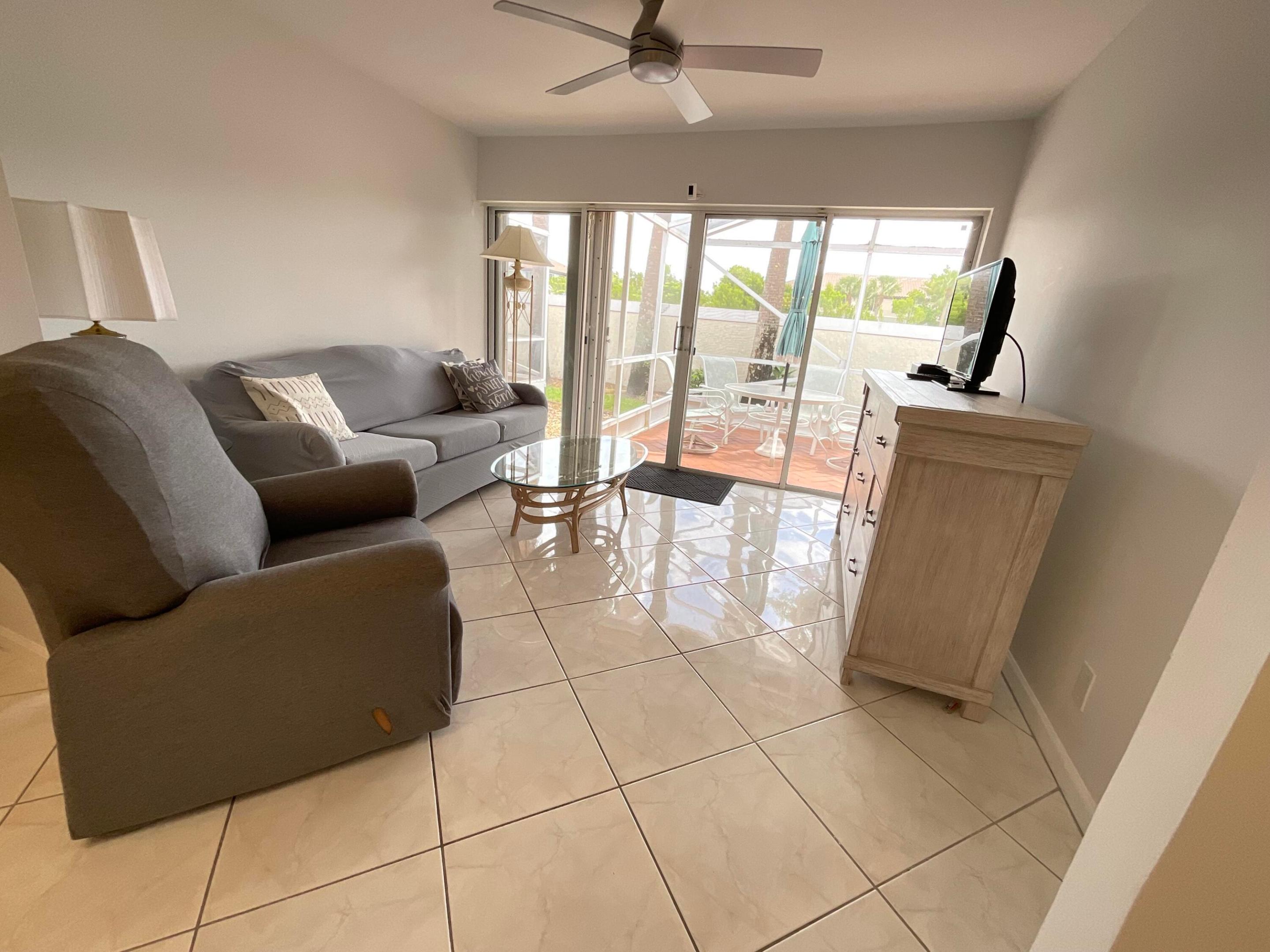 5574 Royal Lake Circle Property Photo 16