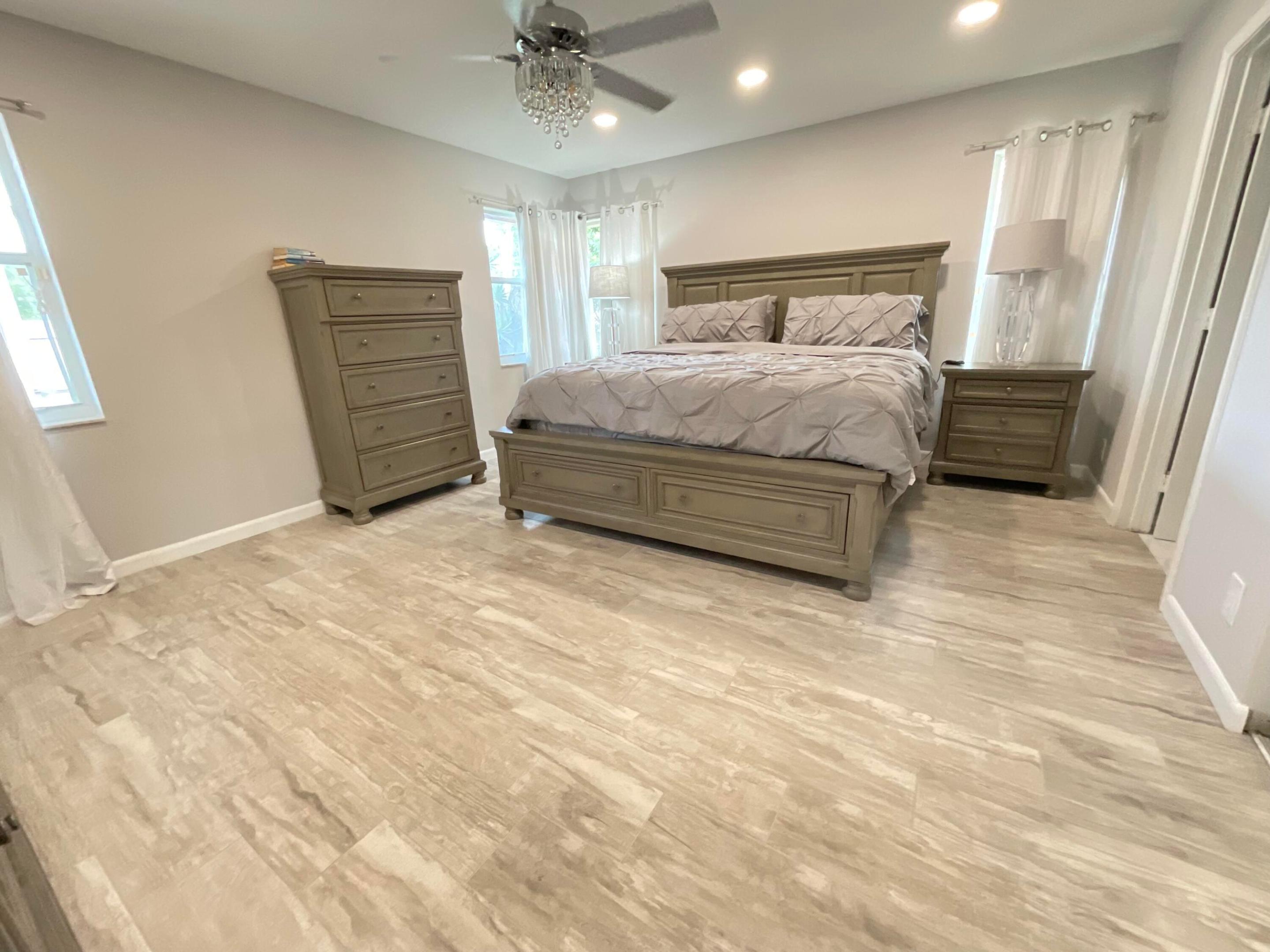 5574 Royal Lake Circle Property Photo 30