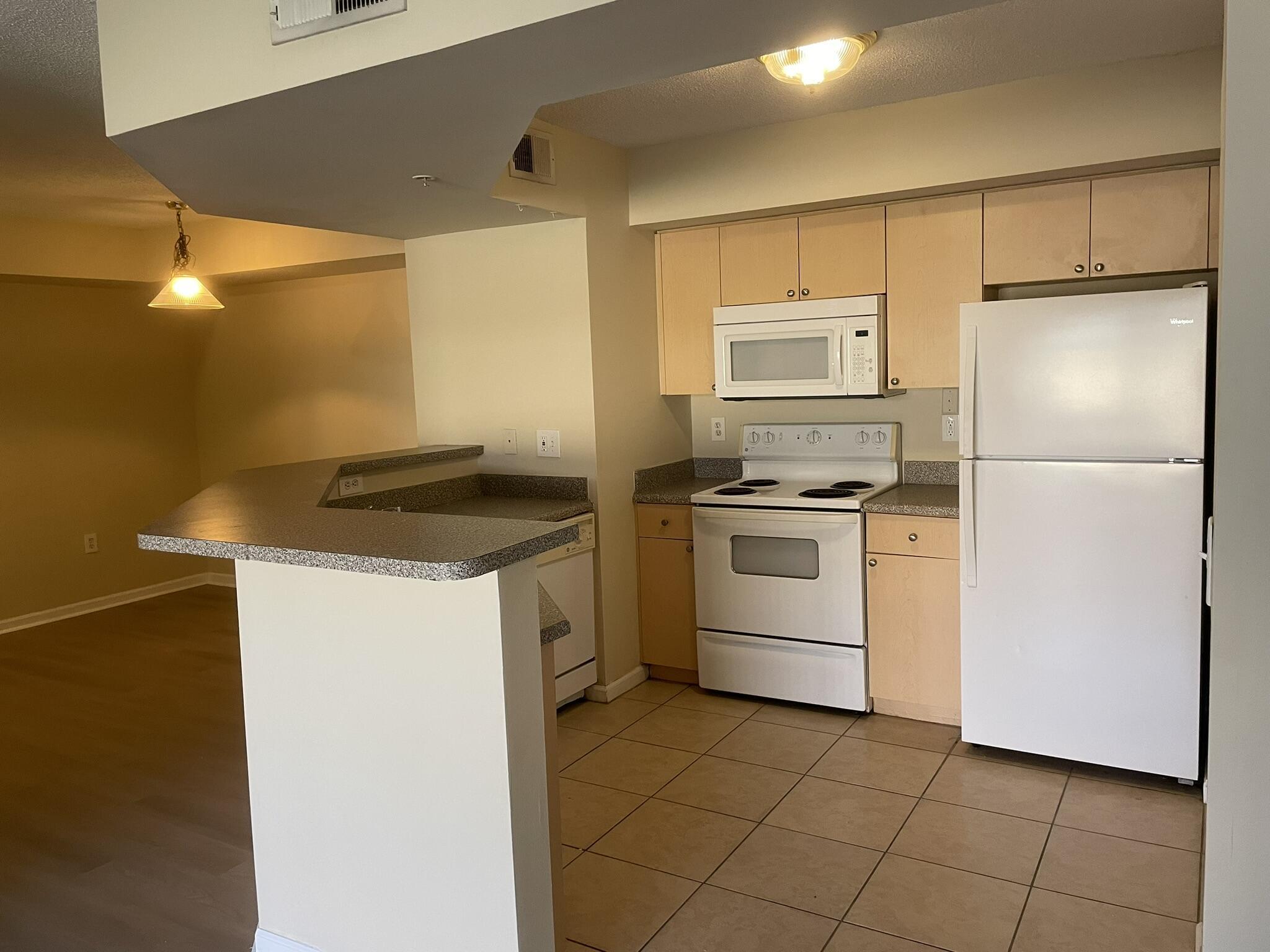 3605 Nw Adriatic Lane 7-103 Property Photo 4
