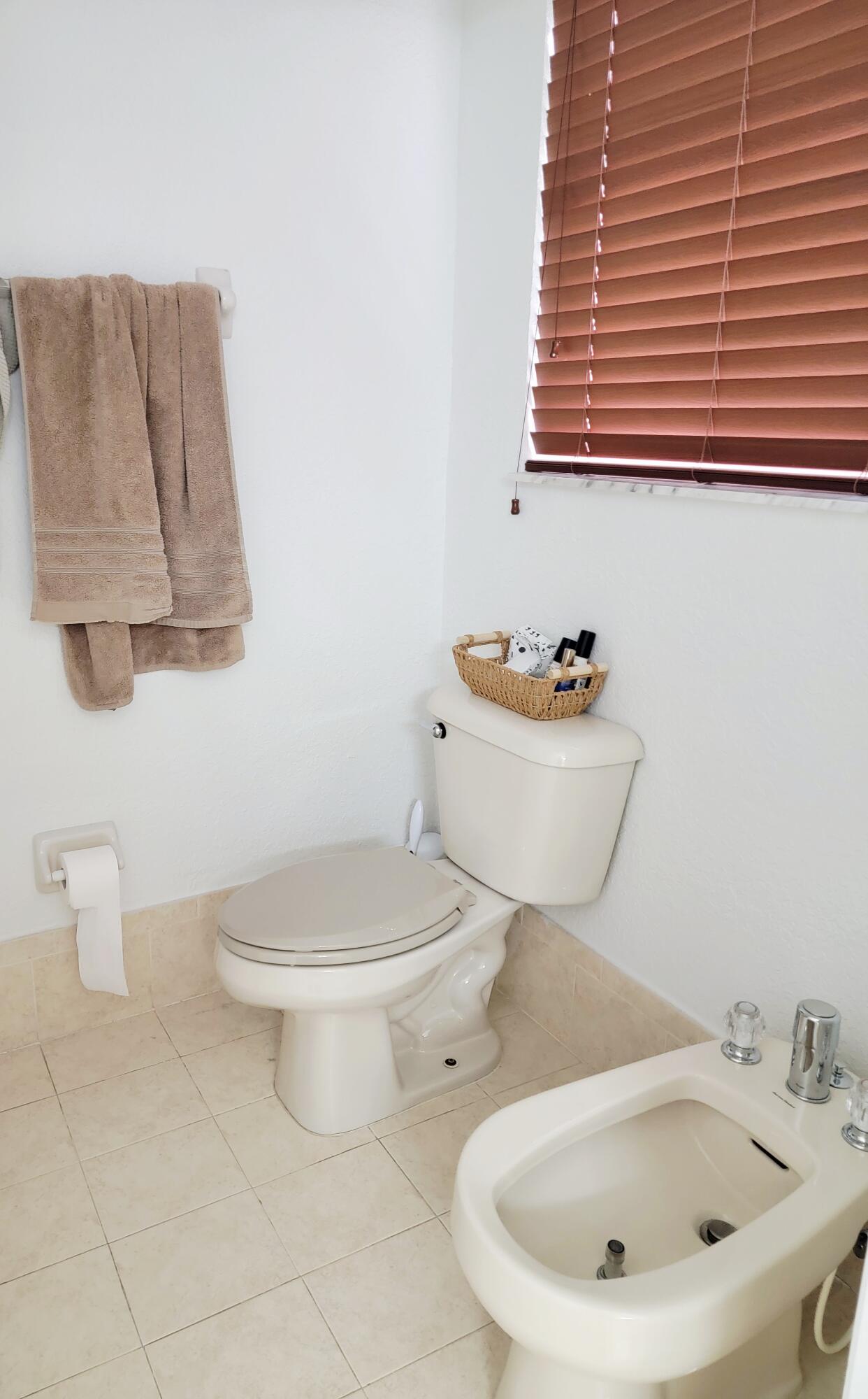 8781 Nw 178th Street Property Photo 10