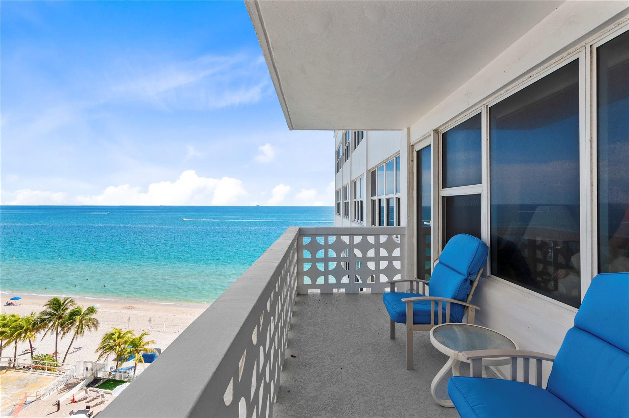 4010 Galt Ocean Drive 802 Property Photo 2