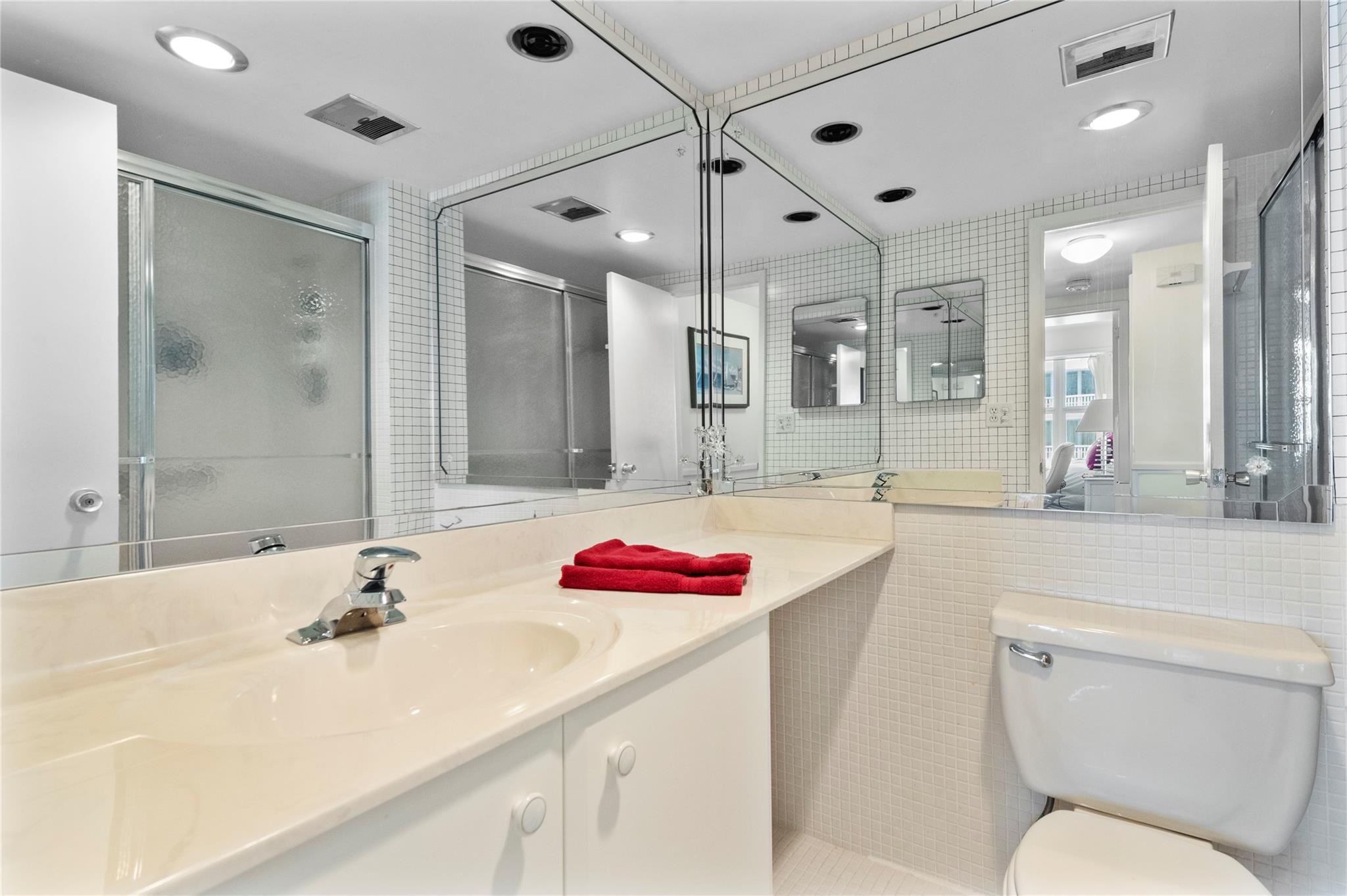 4010 Galt Ocean Drive 802 Property Photo 13