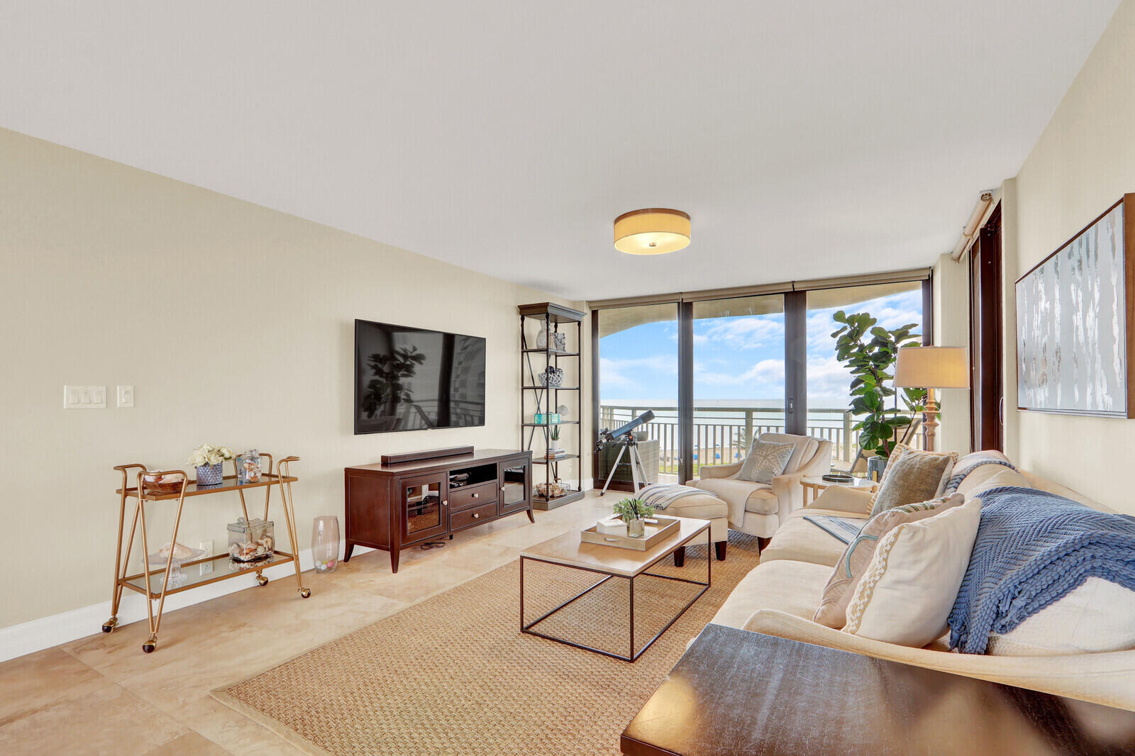 3000 N Ocean Drive 7h Property Photo 7
