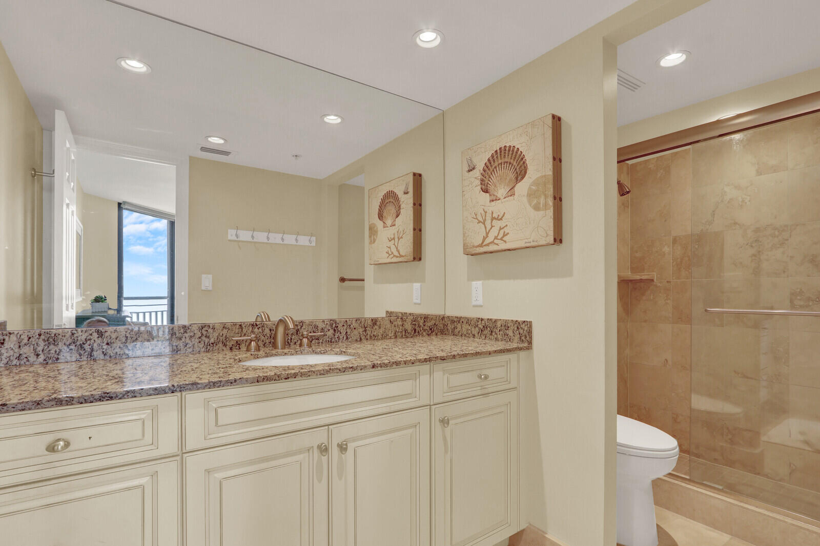 3000 N Ocean Drive 7h Property Photo 25