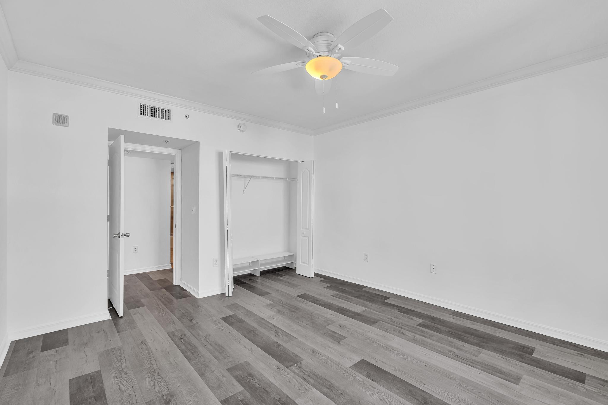 110 N Federal Highway 1113 Property Photo 28