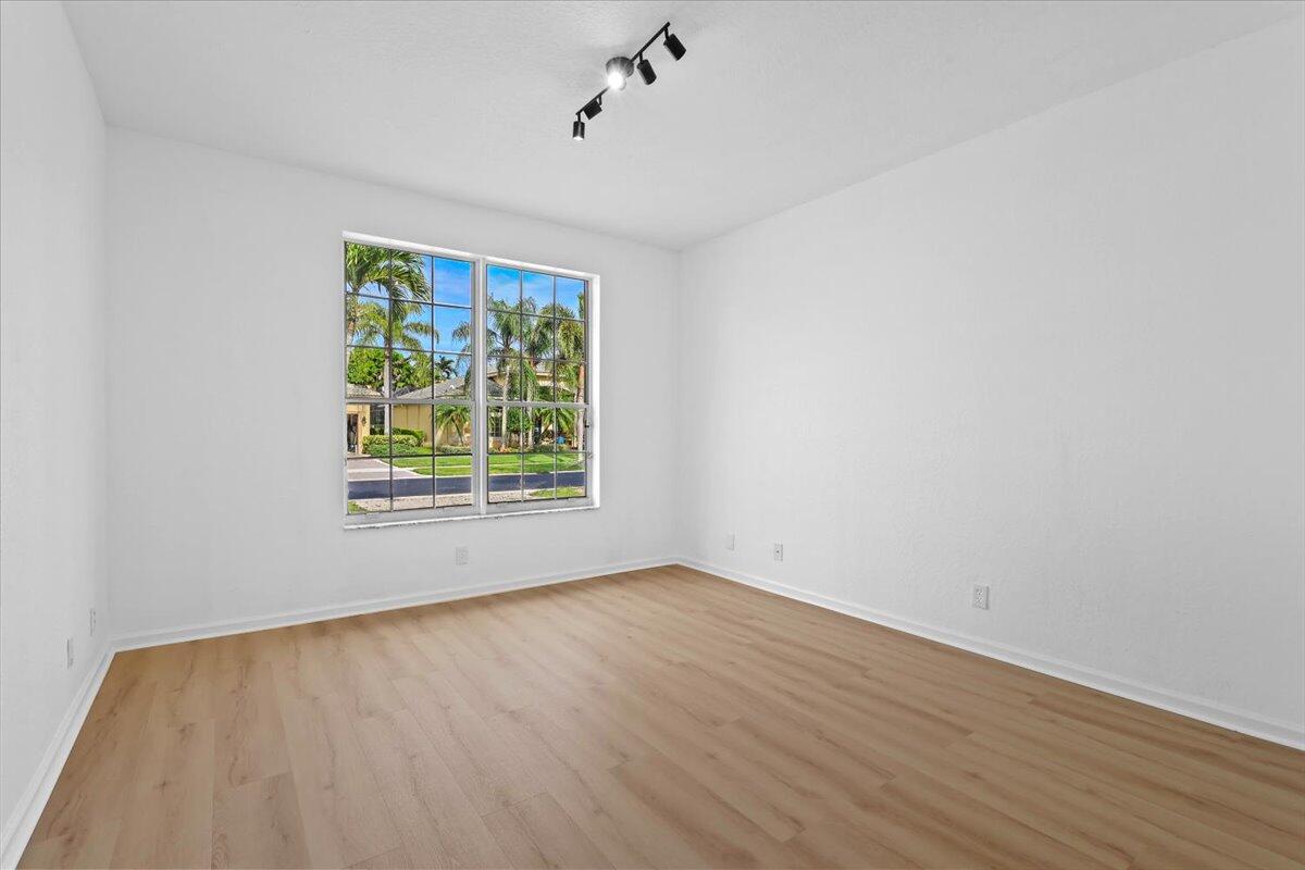 1831 Waldorf Drive Property Photo 26
