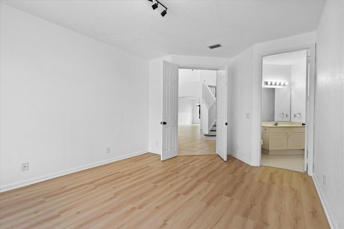 1831 Waldorf Drive Property Photo 27