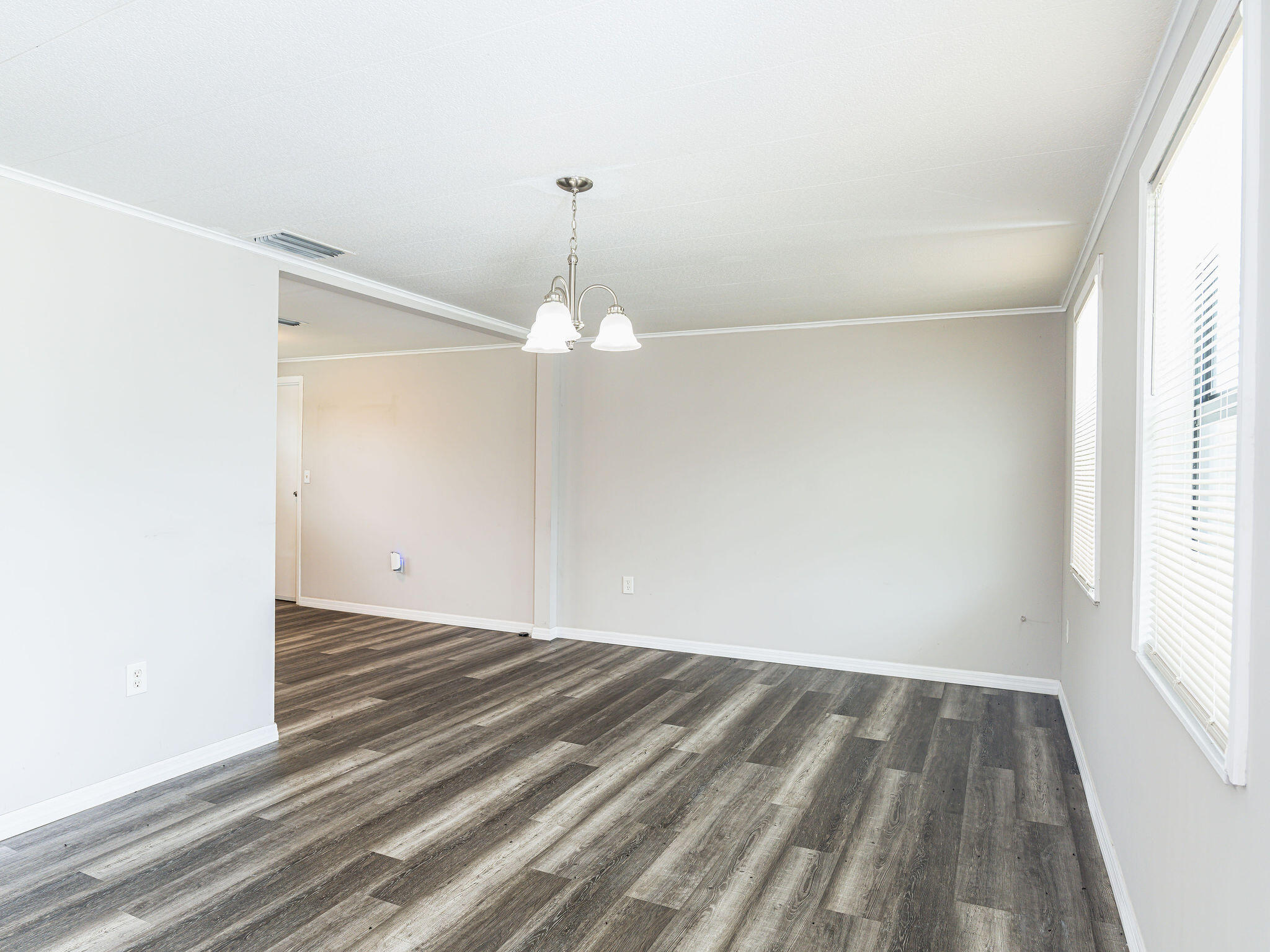 1028 Kentucky Avenue Property Photo 9