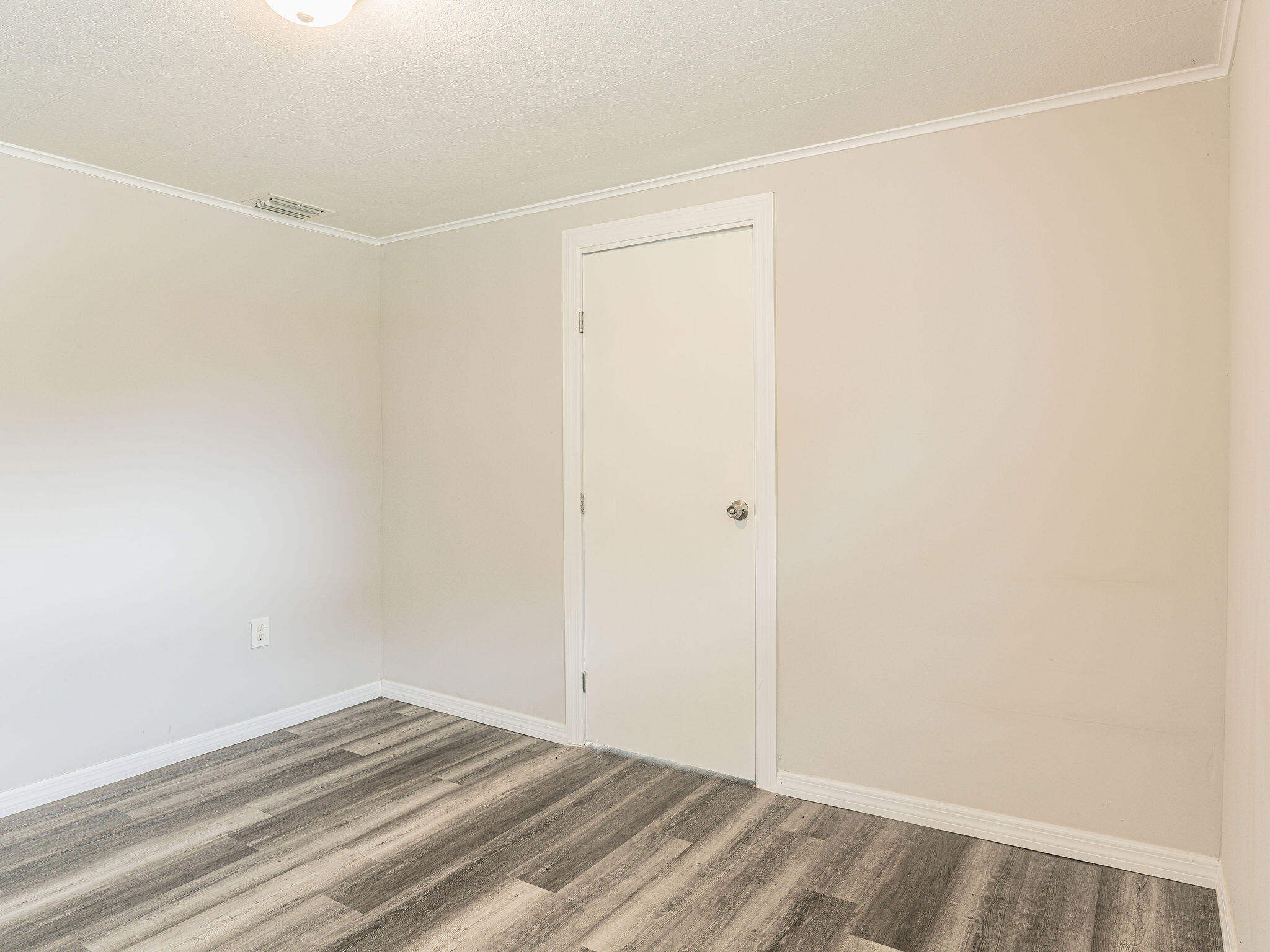 1028 Kentucky Avenue Property Photo 13
