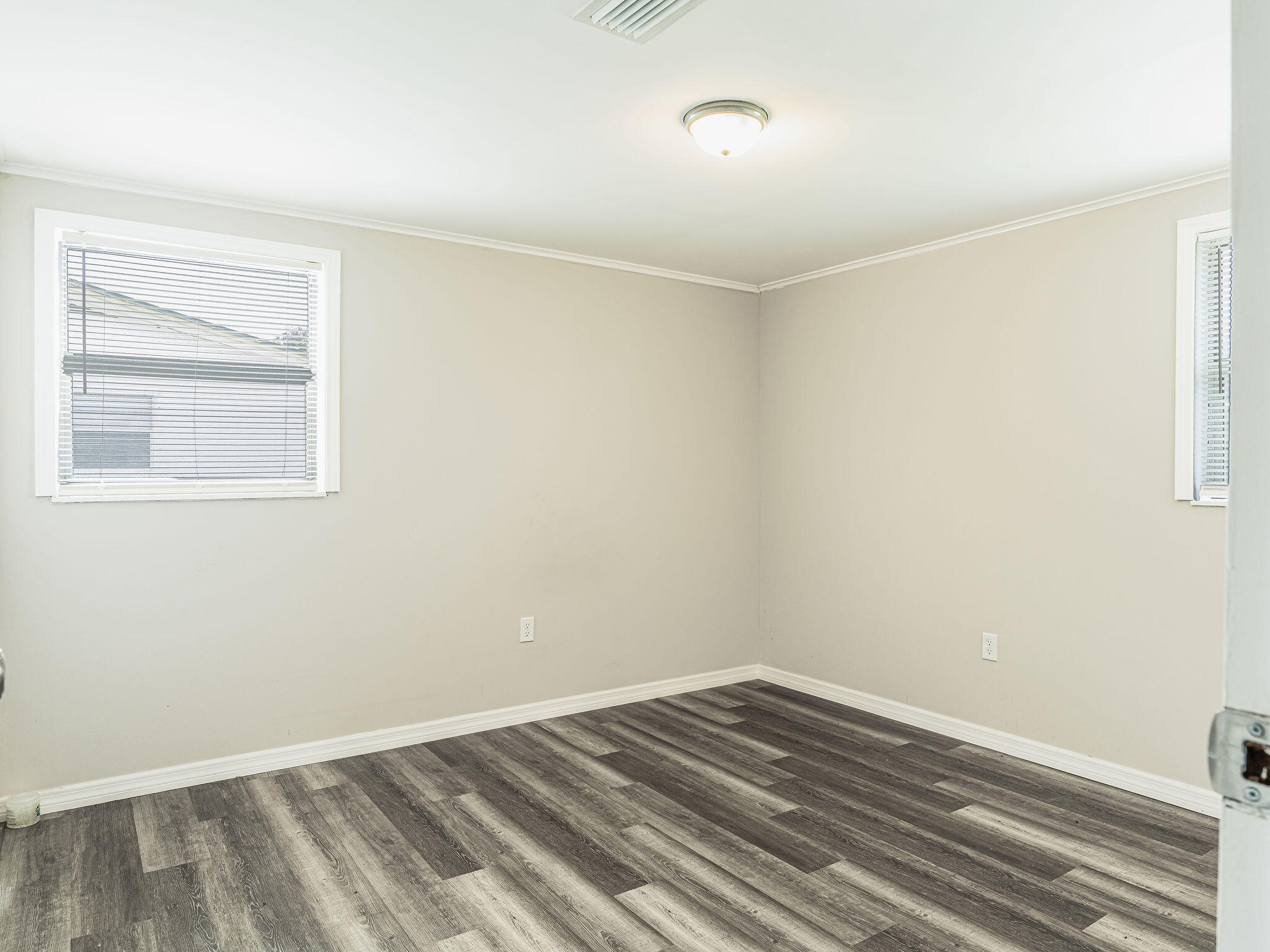 1028 Kentucky Avenue Property Photo 18