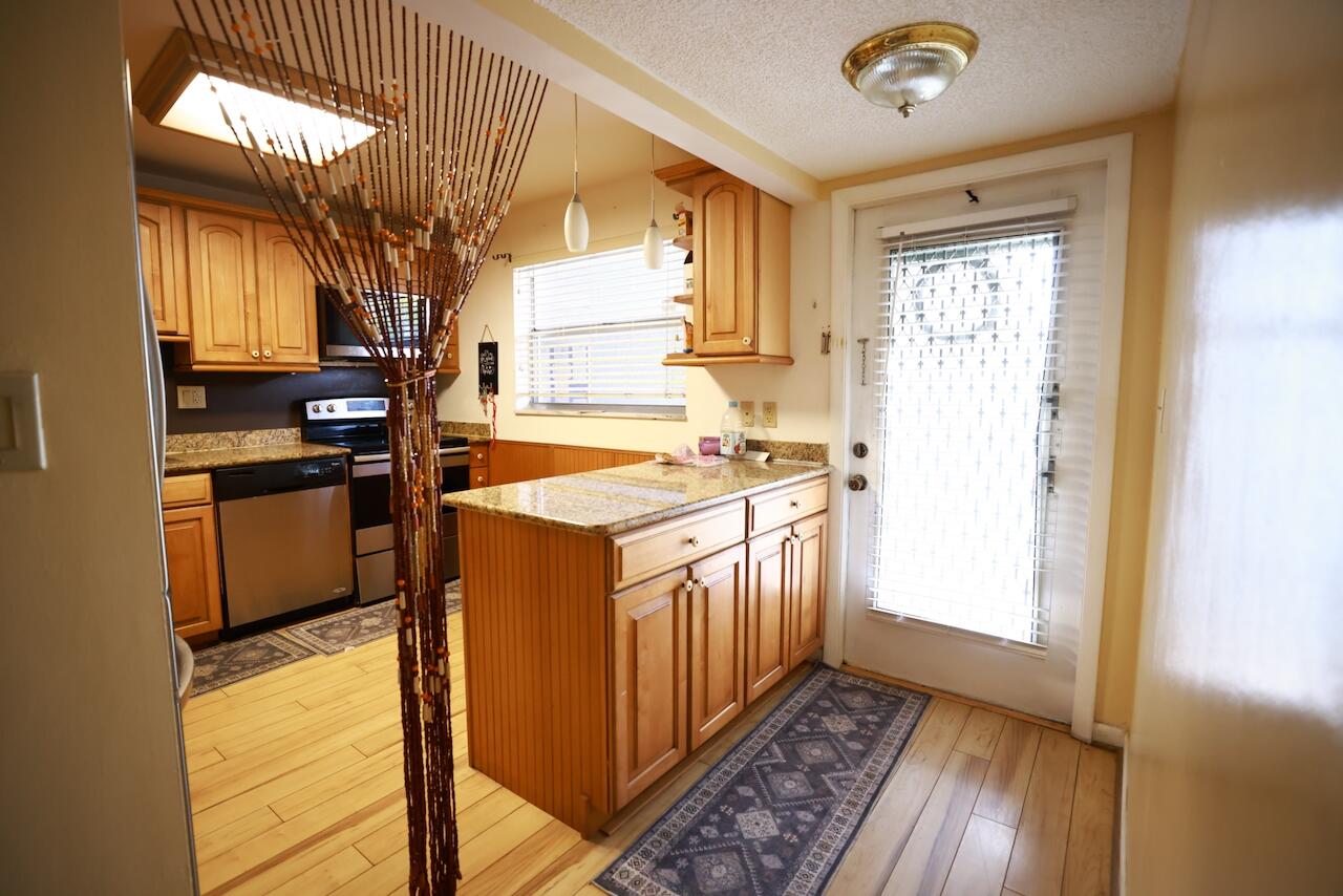 6570 Royal Palm Boulevard 106j Property Photo 3