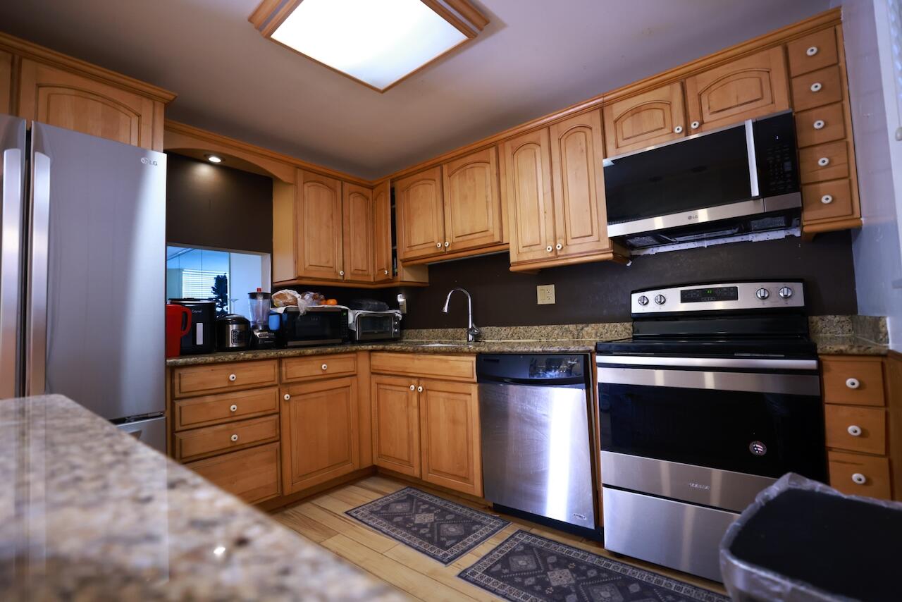 6570 Royal Palm Boulevard 106j Property Photo 4