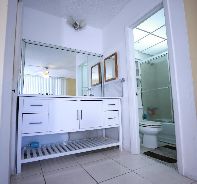 6570 Royal Palm Boulevard 106j Property Photo 8