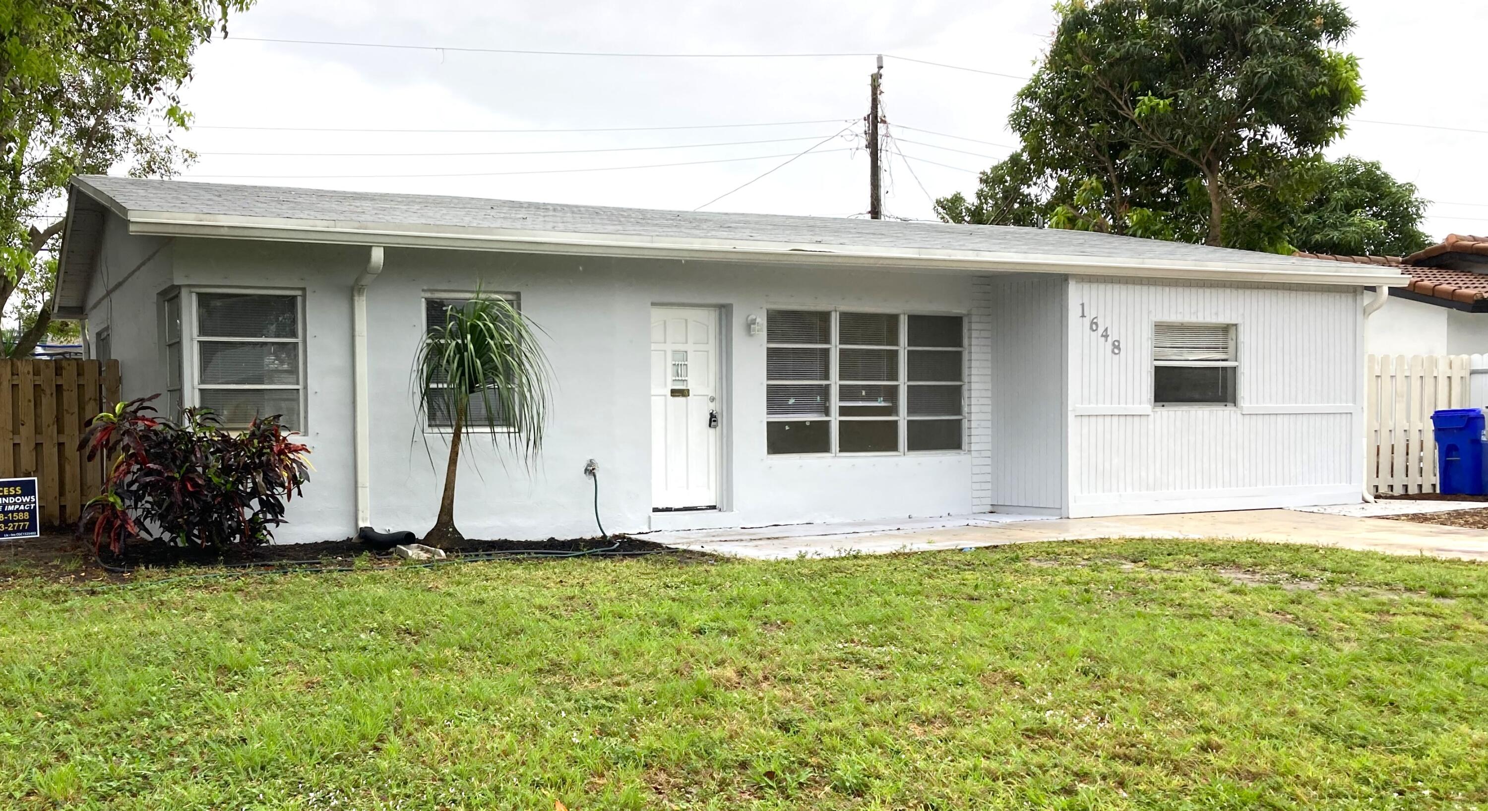 1648 NE 31st Court Property Photo 1