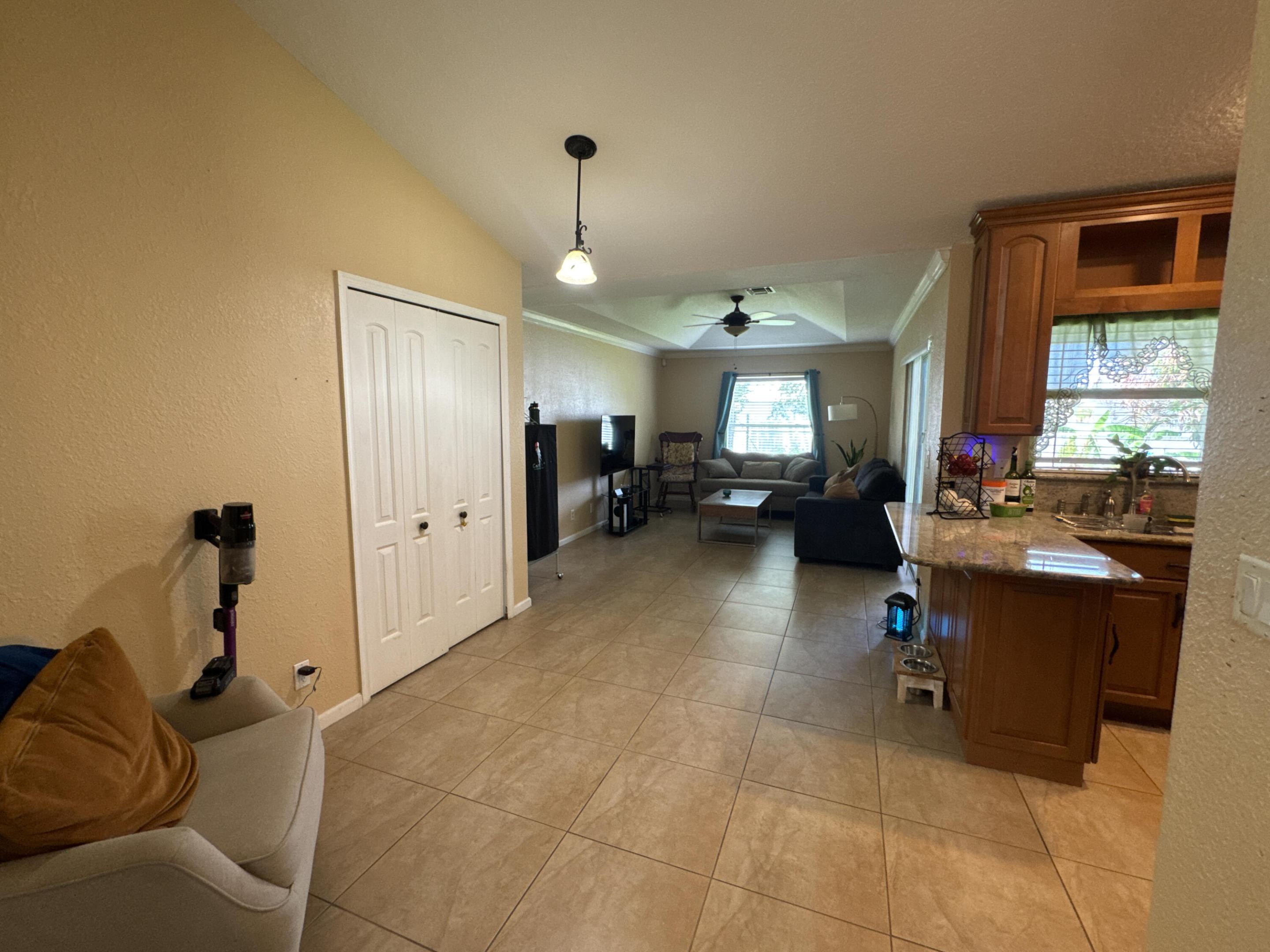 1773 Sw Finch Lane Property Photo 8