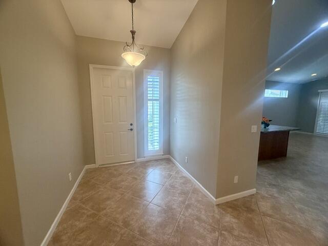 4645 Se Bridgetown Court Property Photo 4