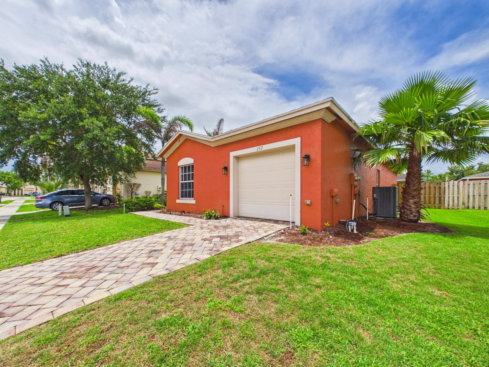 157 Blue Grotto Drive Property Photo 2