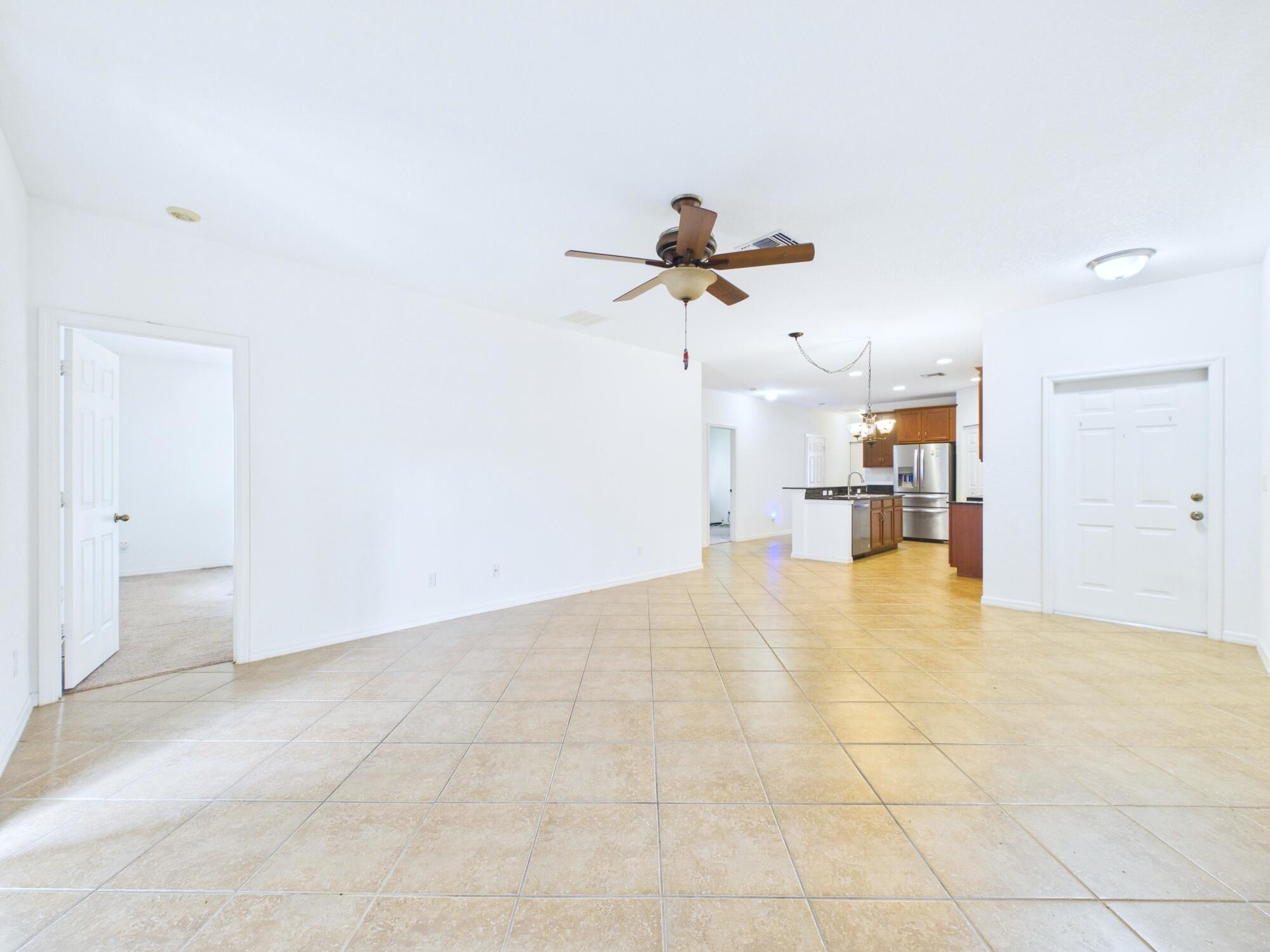 157 Blue Grotto Drive Property Photo 6