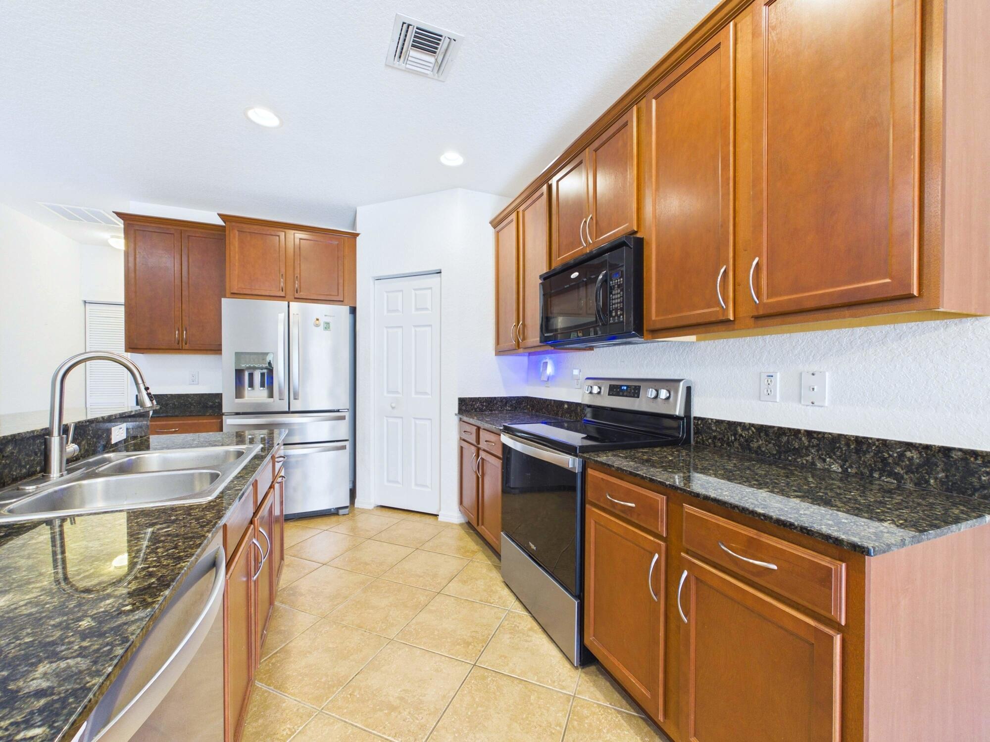 157 Blue Grotto Drive Property Photo 10