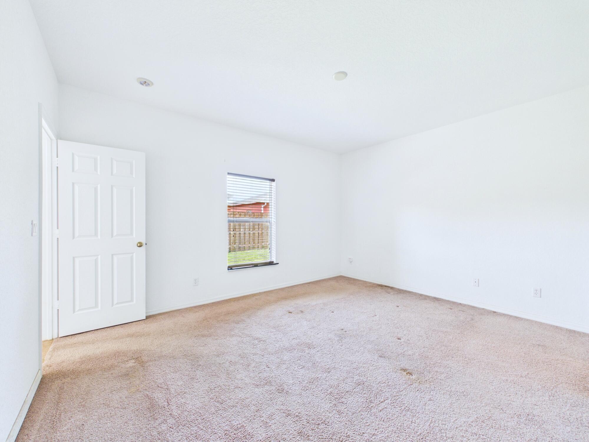 157 Blue Grotto Drive Property Photo 15
