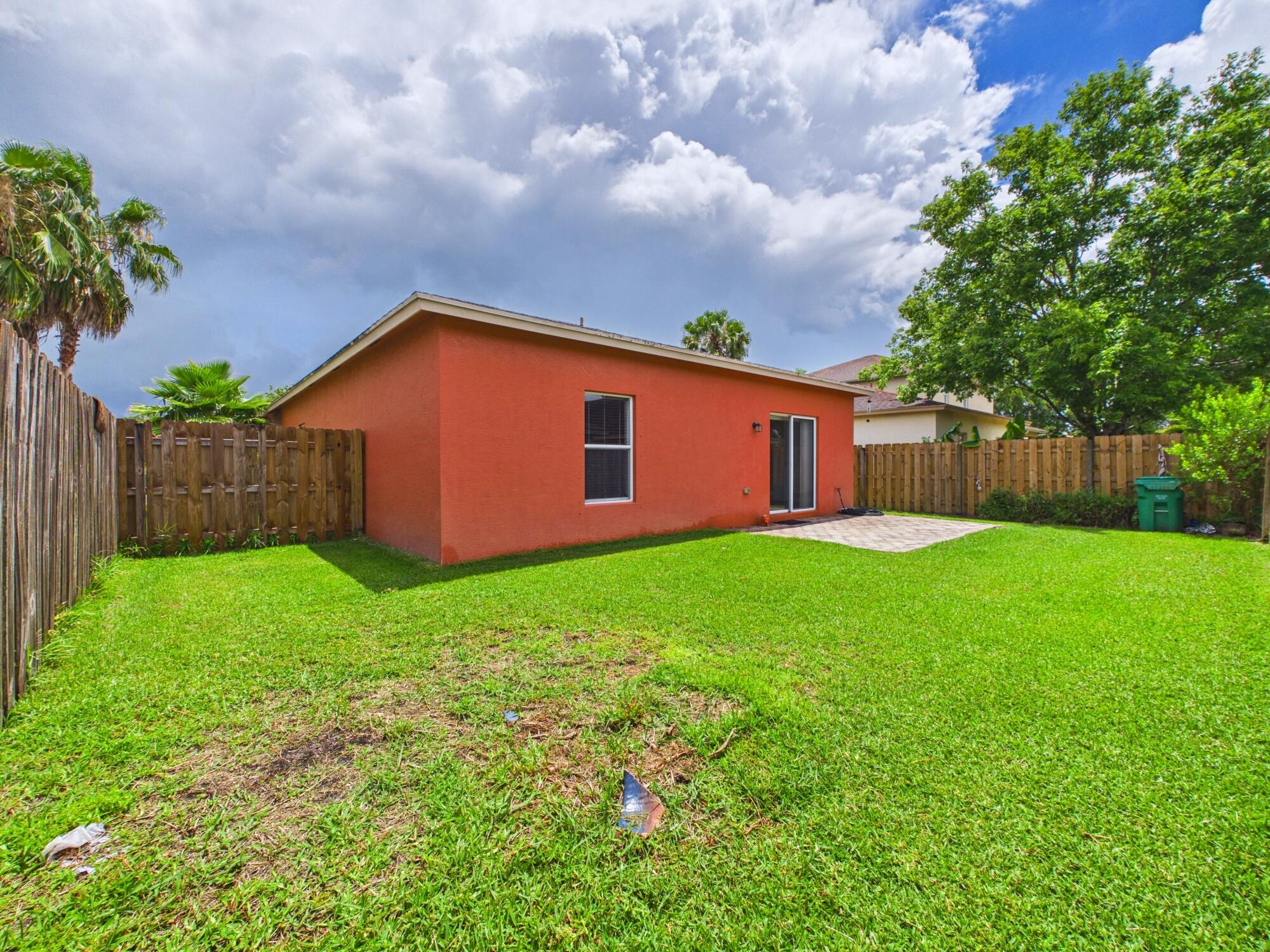 157 Blue Grotto Drive Property Photo 24