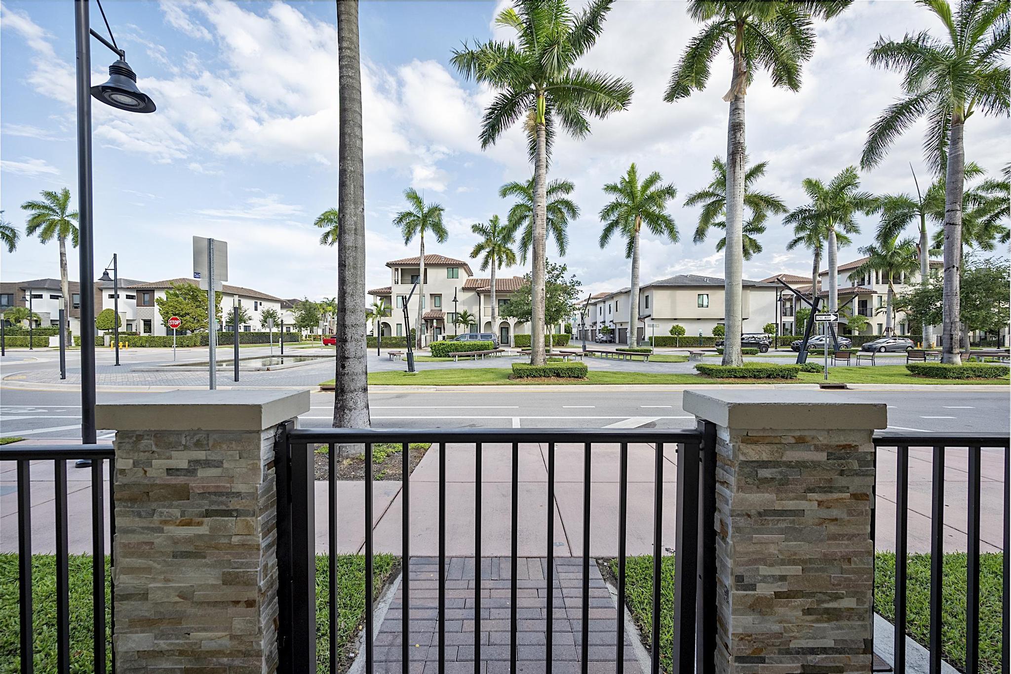 8321 Central Park Boulevard Property Photo 6