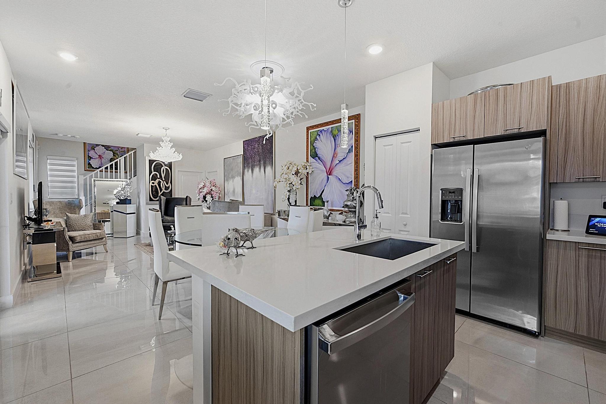 8321 Central Park Boulevard Property Photo 15