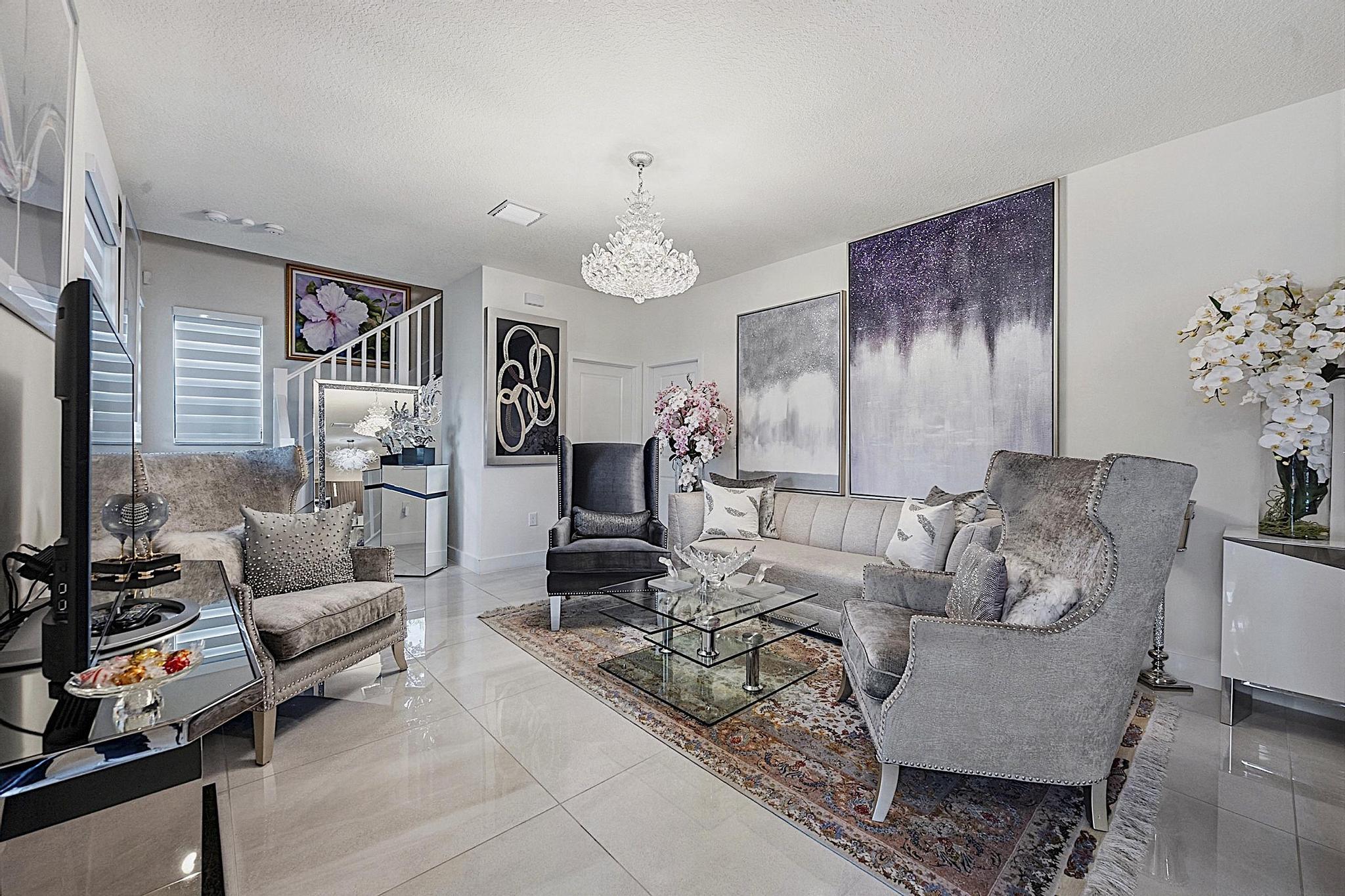 8321 Central Park Boulevard Property Photo 16