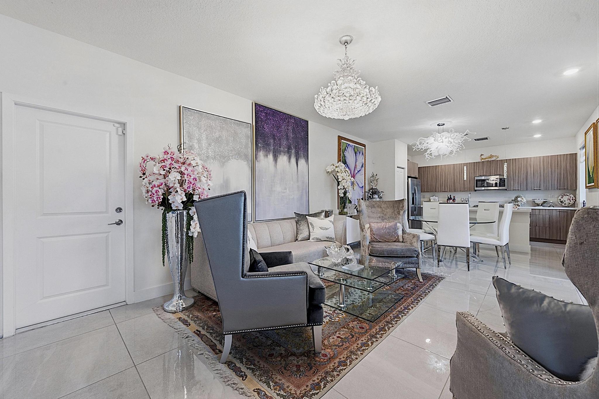 8321 Central Park Boulevard Property Photo 17