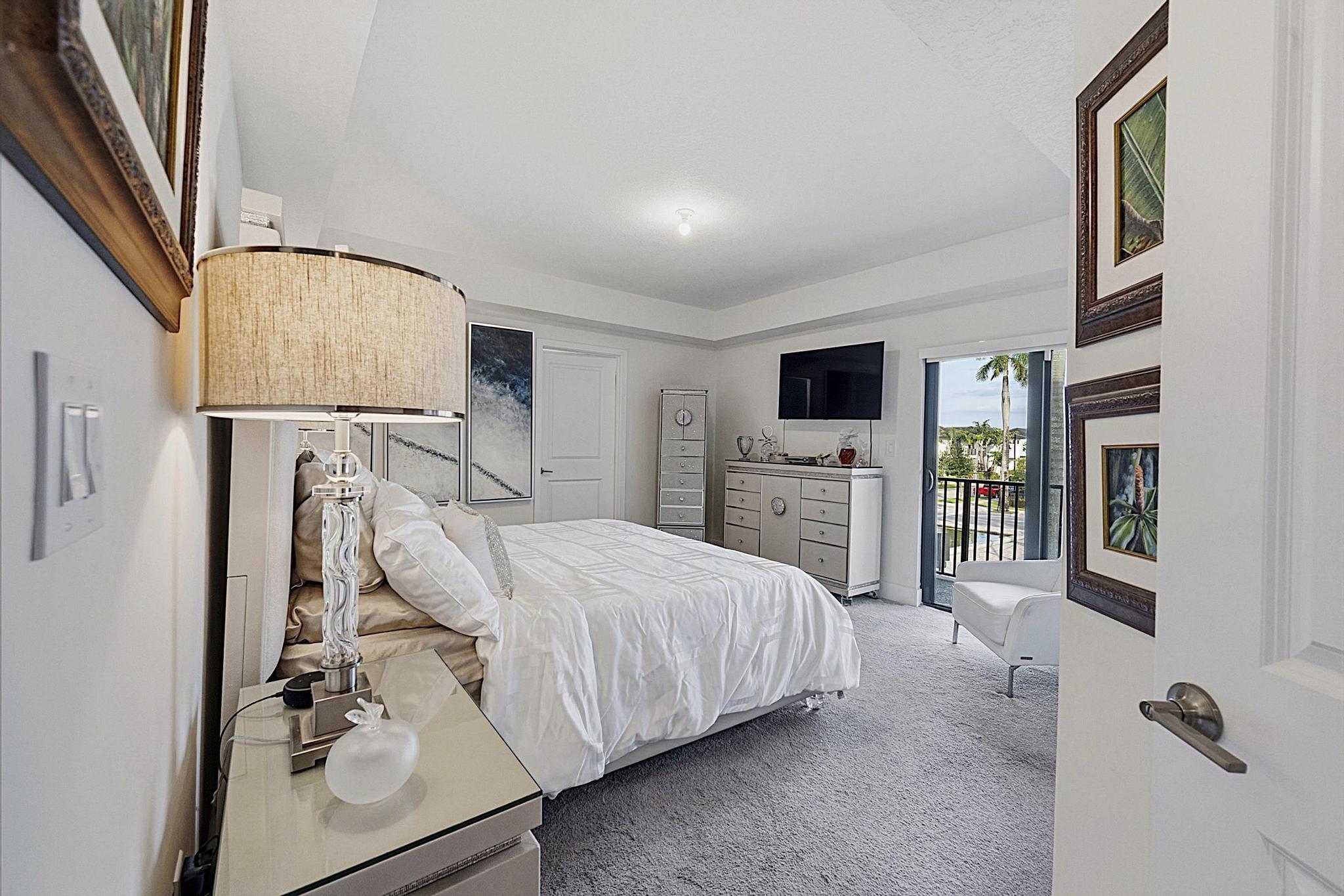 8321 Central Park Boulevard Property Photo 28