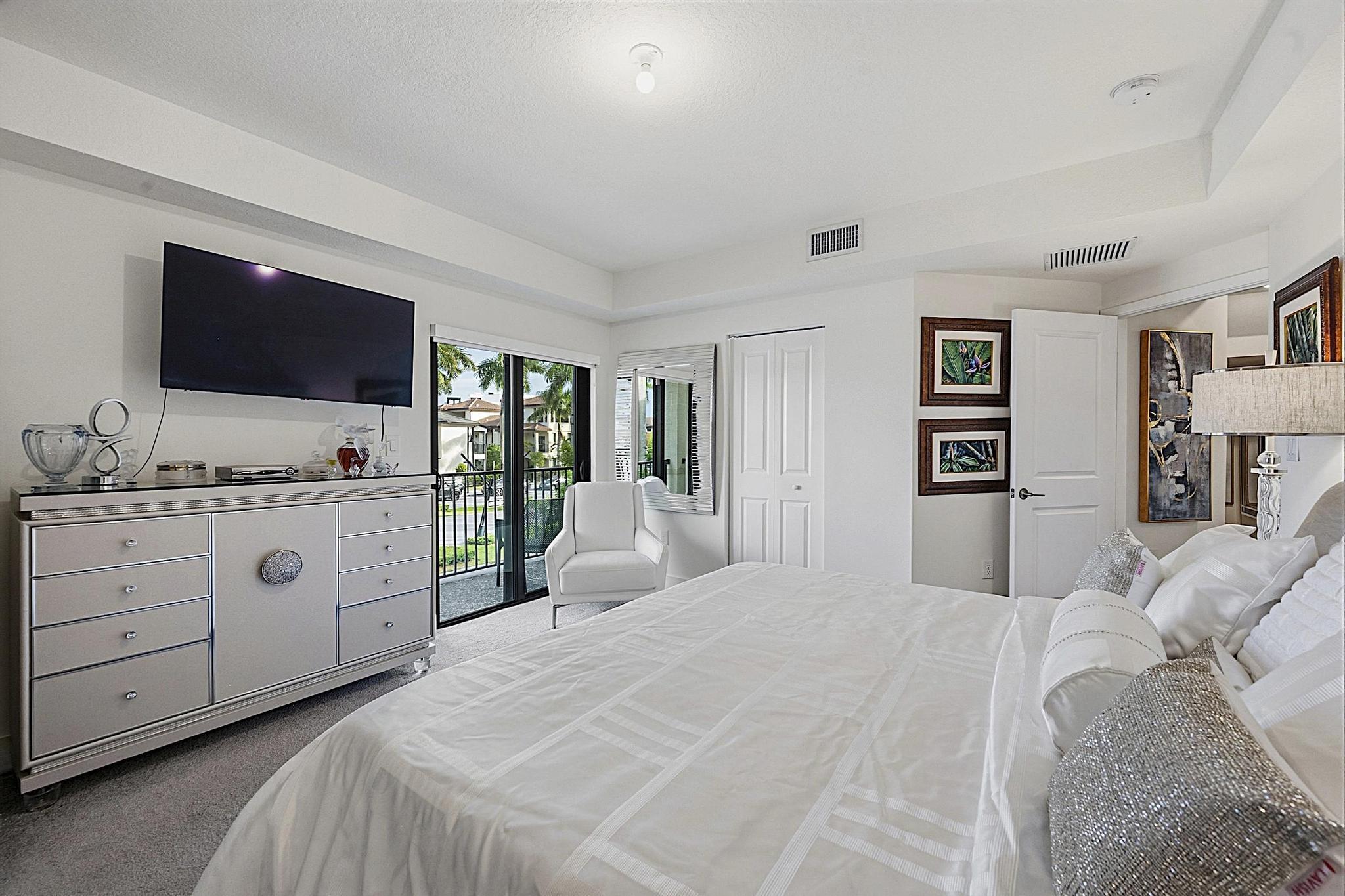 8321 Central Park Boulevard Property Photo 30