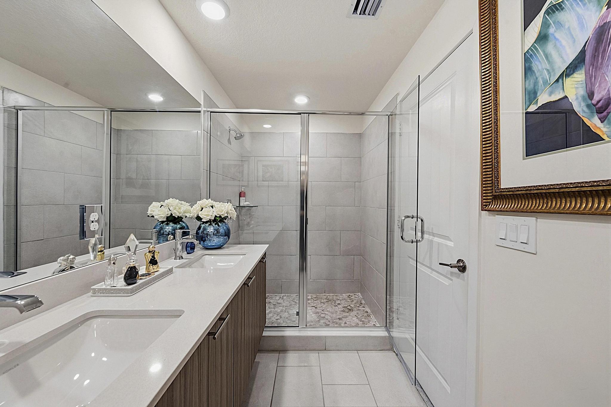 8321 Central Park Boulevard Property Photo 32