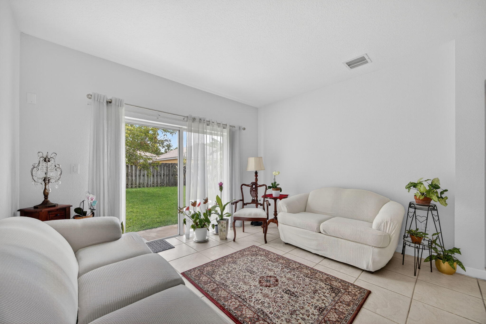 14215 Sw 156th Avenue N Property Photo 9
