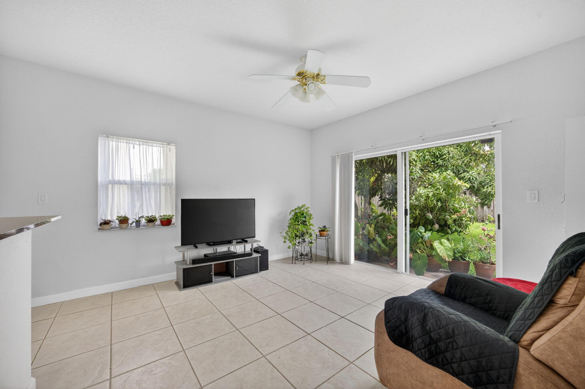 14215 Sw 156th Avenue N Property Photo 12