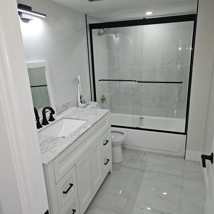 4164 Inverrary Drive 102 Property Photo 8