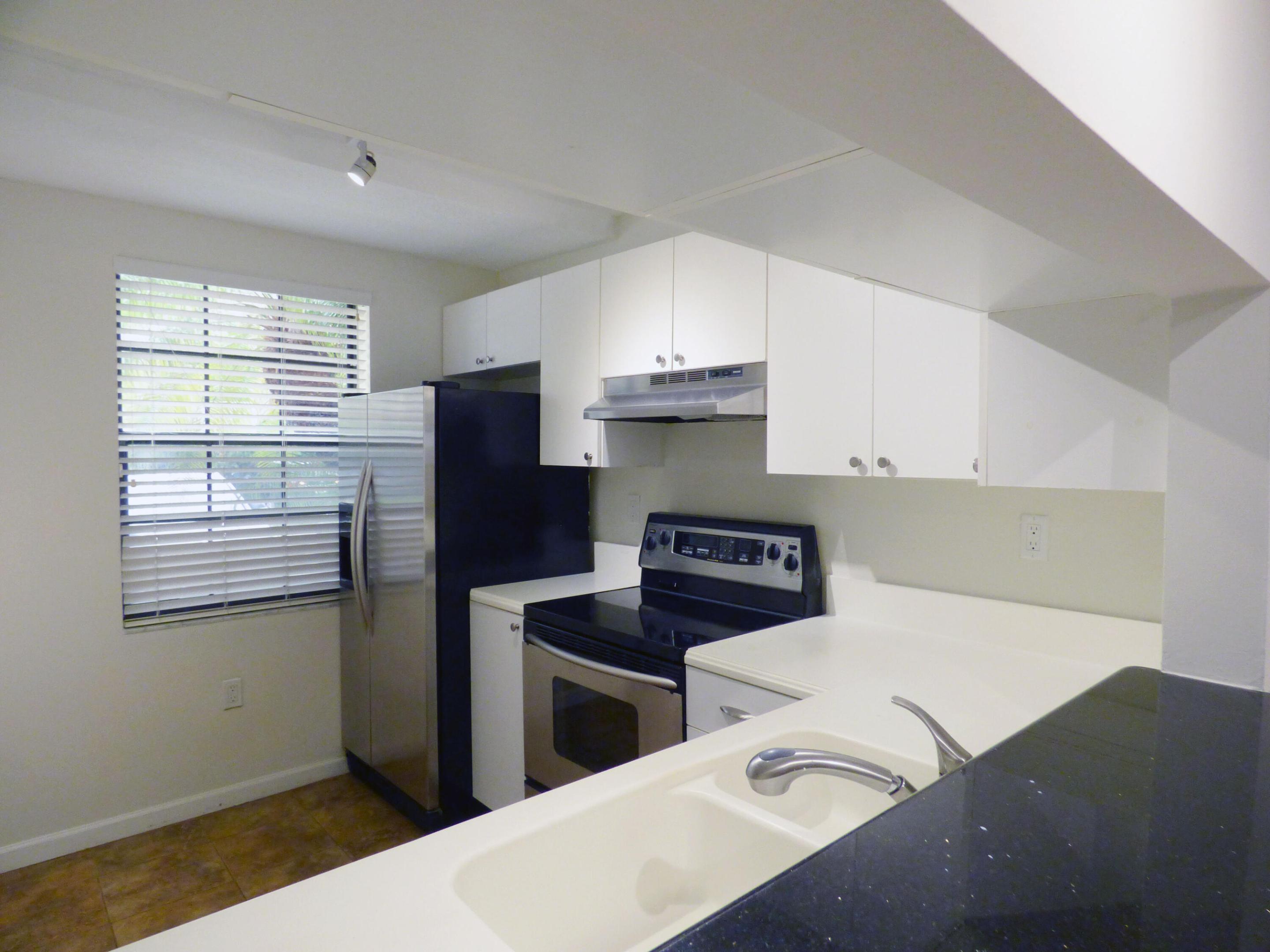 227 City View Drive Property Photo 9