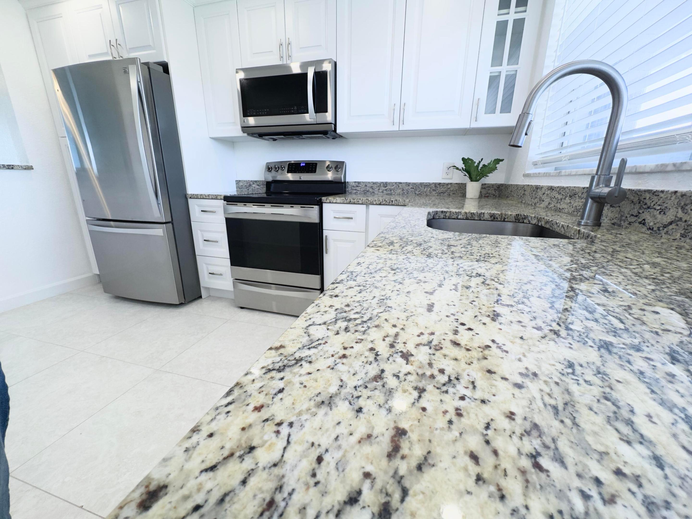 2016 S Federal Highway 404 Property Photo 3
