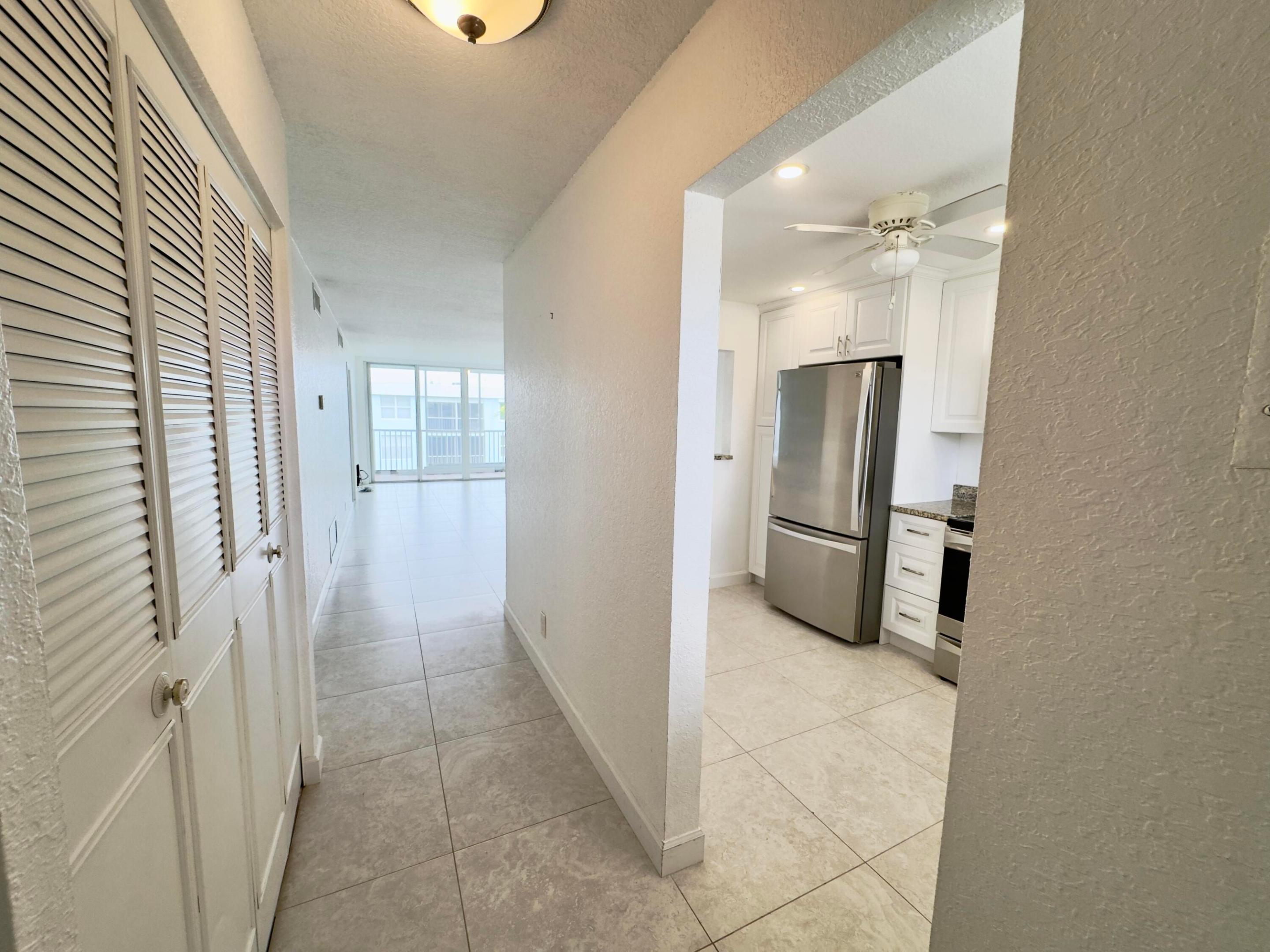 2016 S Federal Highway 404 Property Photo 9