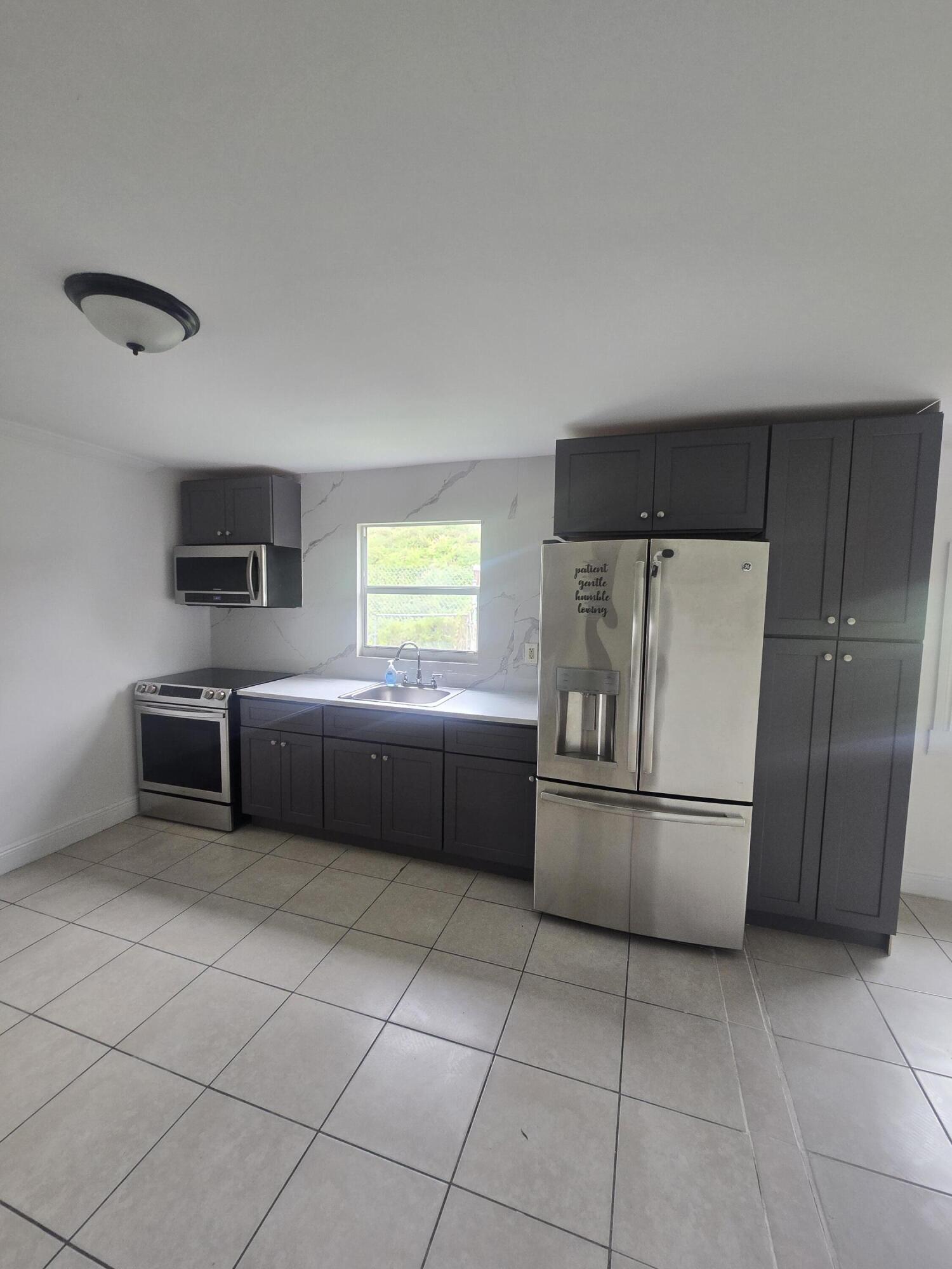 6209 Grant Street Property Photo 2